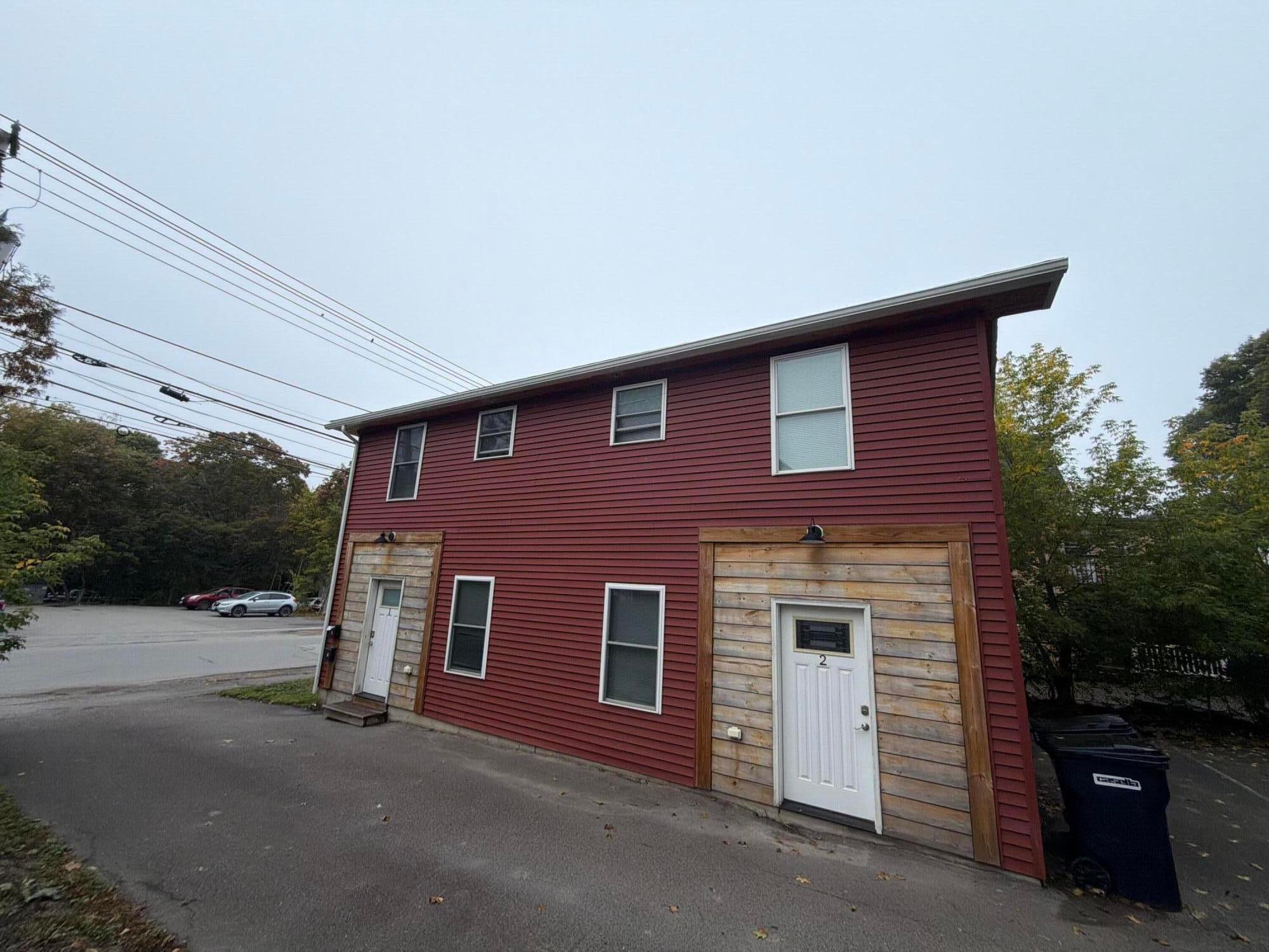 107 Center Street