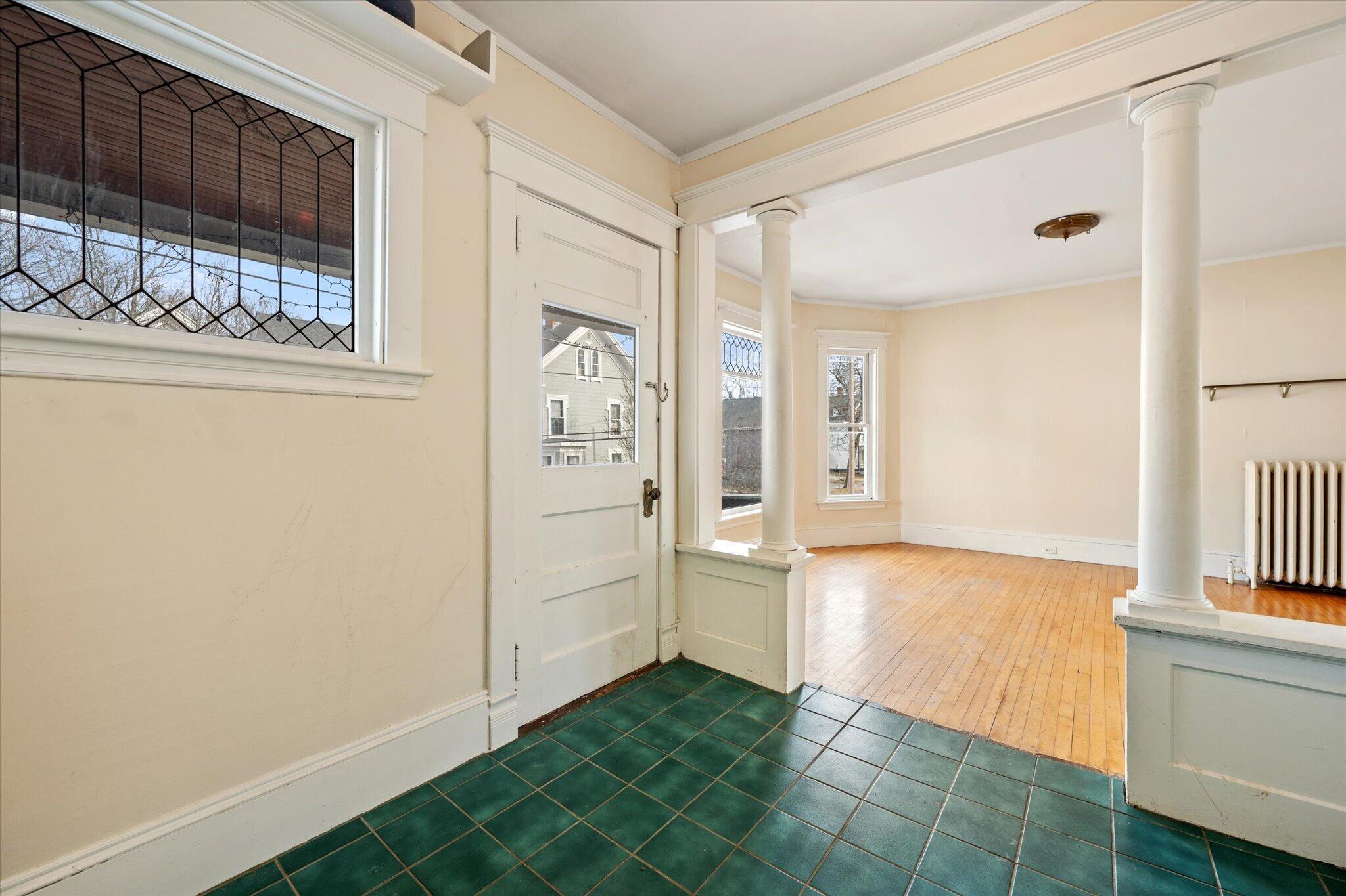 284 French Street