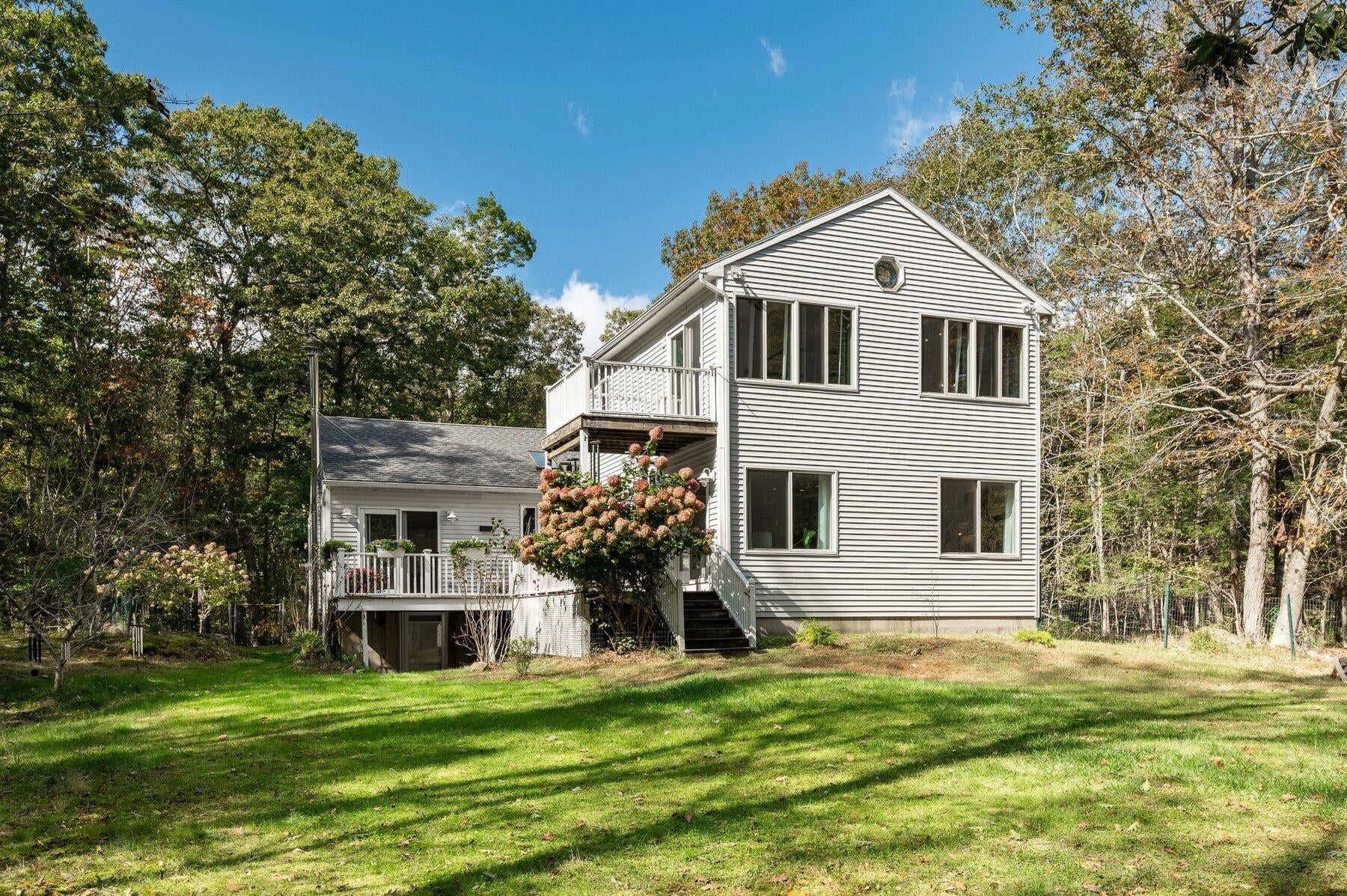 27 Pocahontas Road