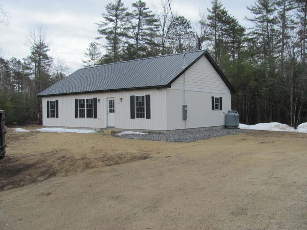Photo of 10 Wyatts Way, Oxford, ME 04270 (MLS # 1666758)