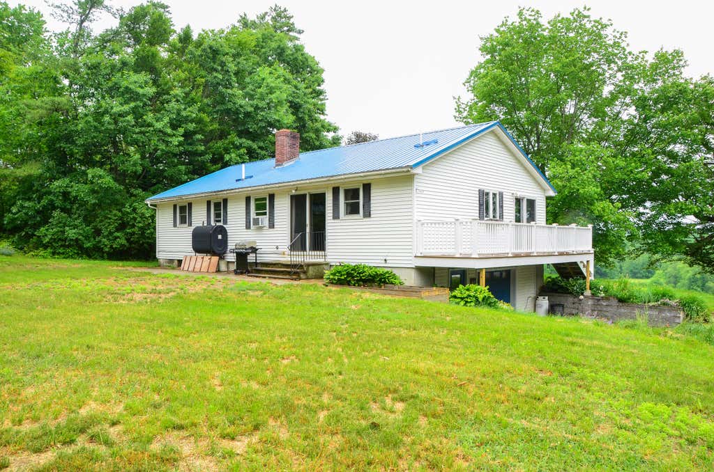 Photo of 62 Campbell Road, Leeds, ME 04263 (MLS # 1668087)
