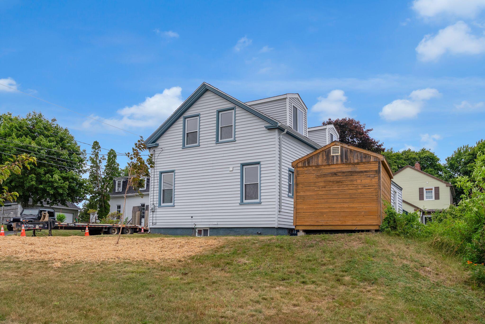 96 Ridgeland Avenue