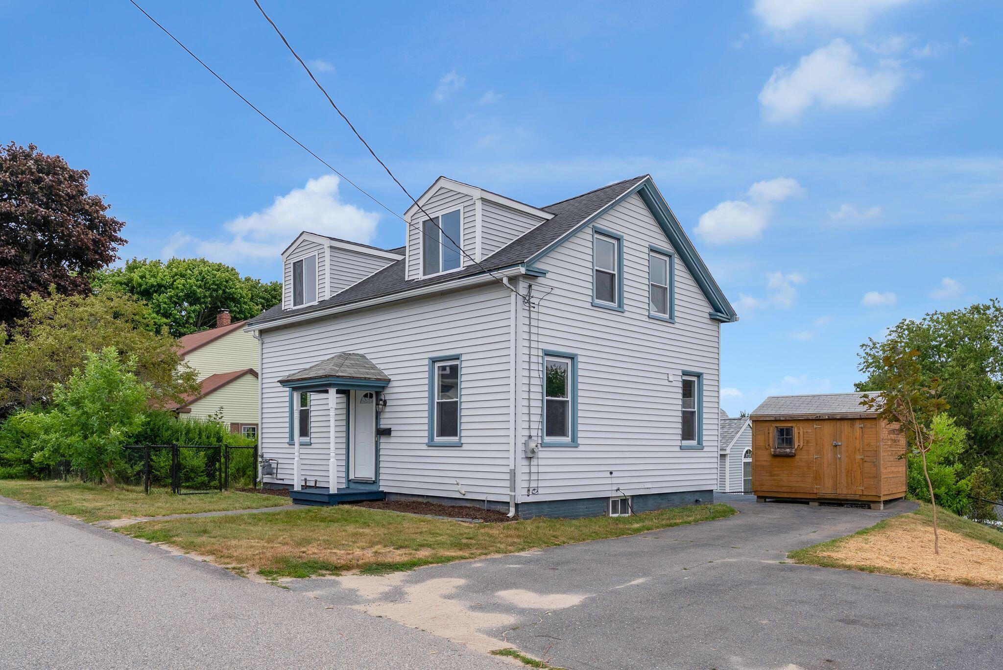 96 Ridgeland Avenue