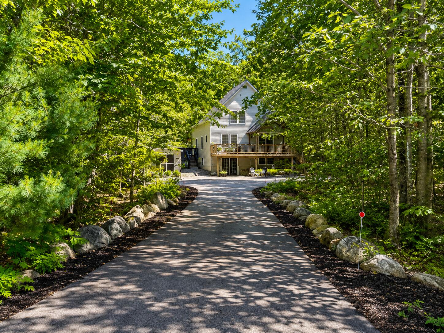 16 Escott Way