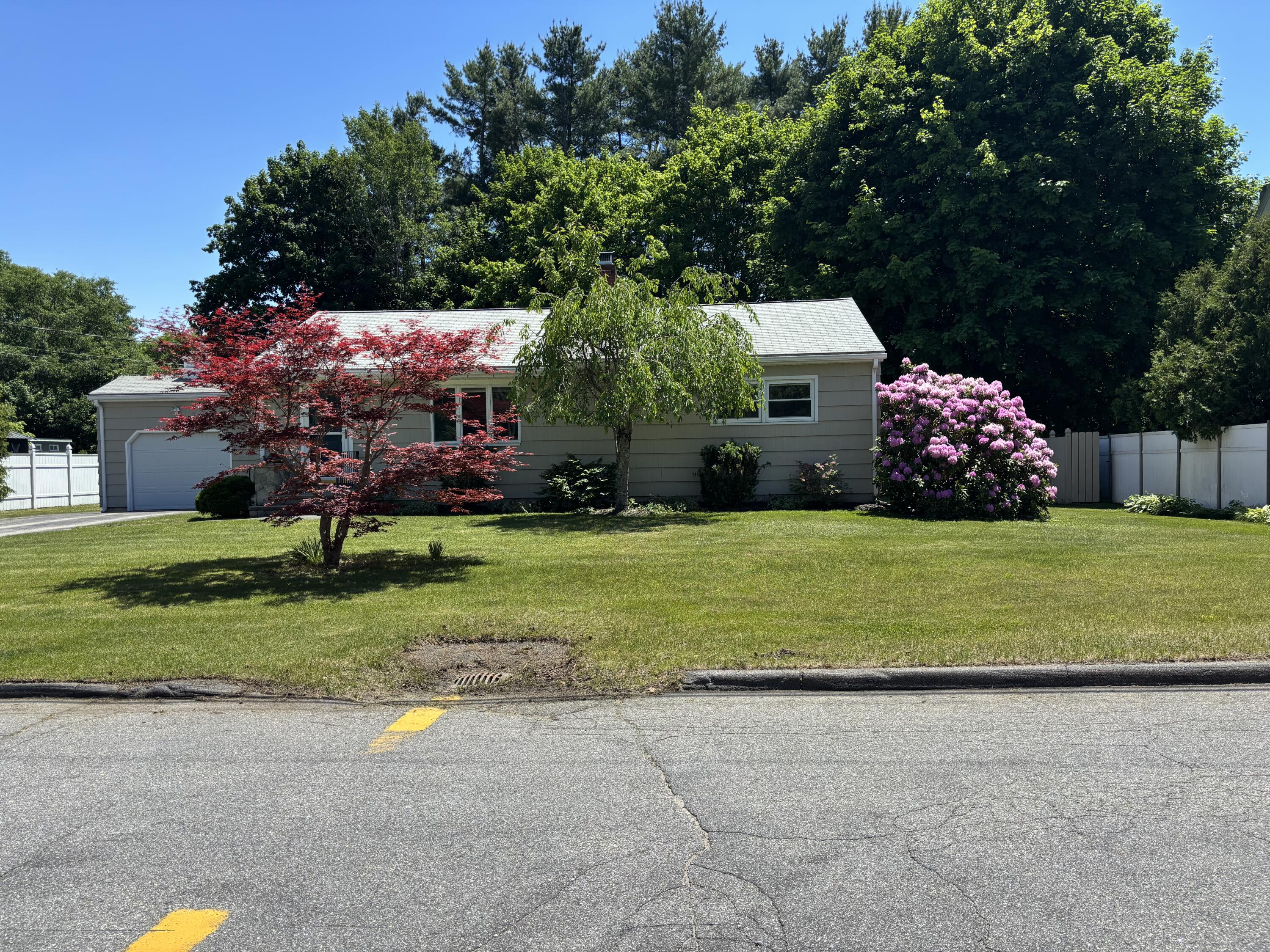 15 Woodland Road