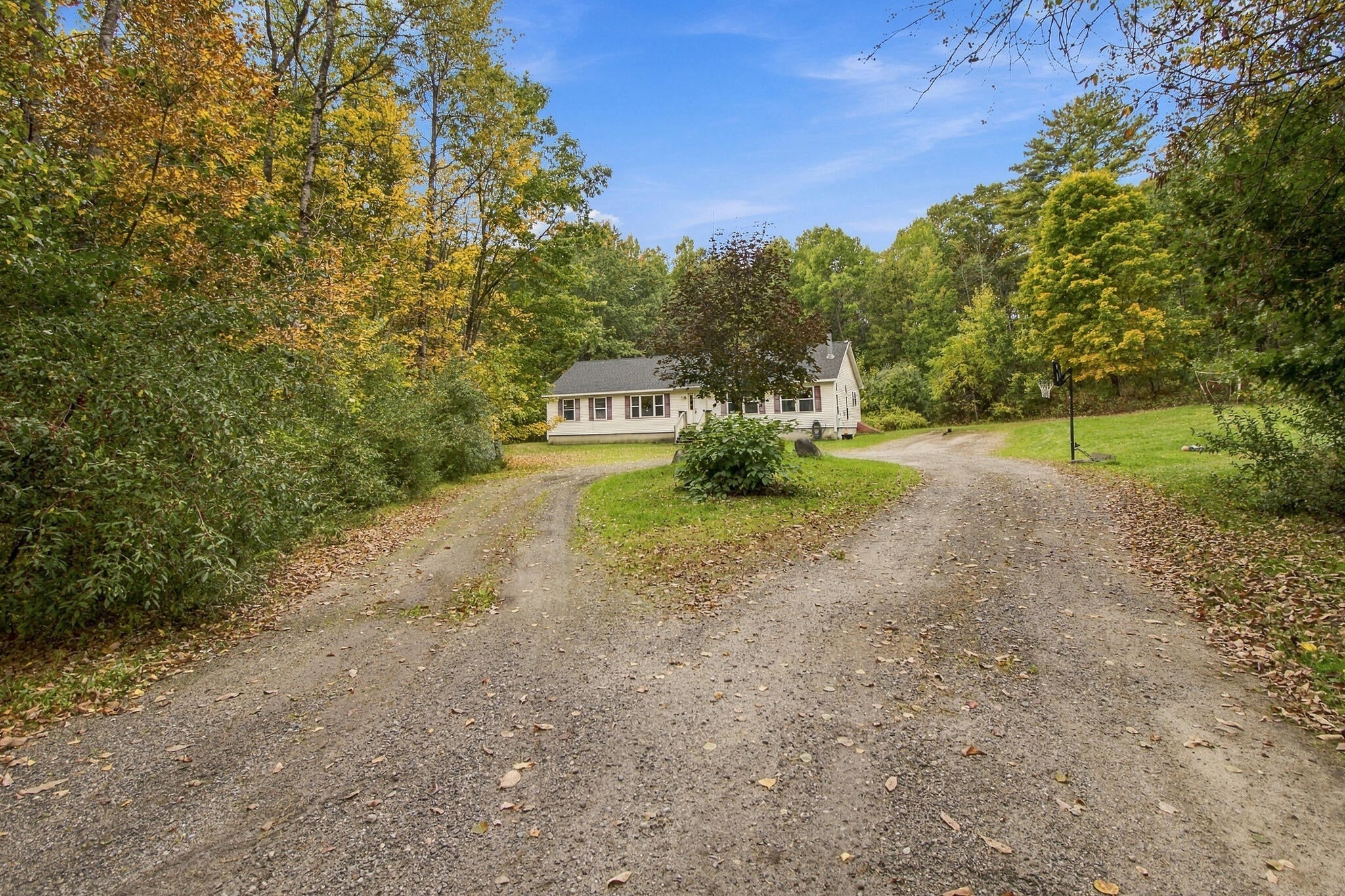 581 Long Plains Road