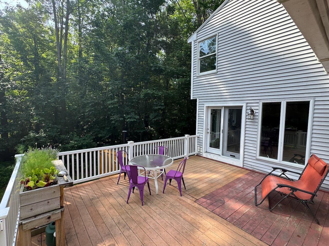 20 Lewis Avenue