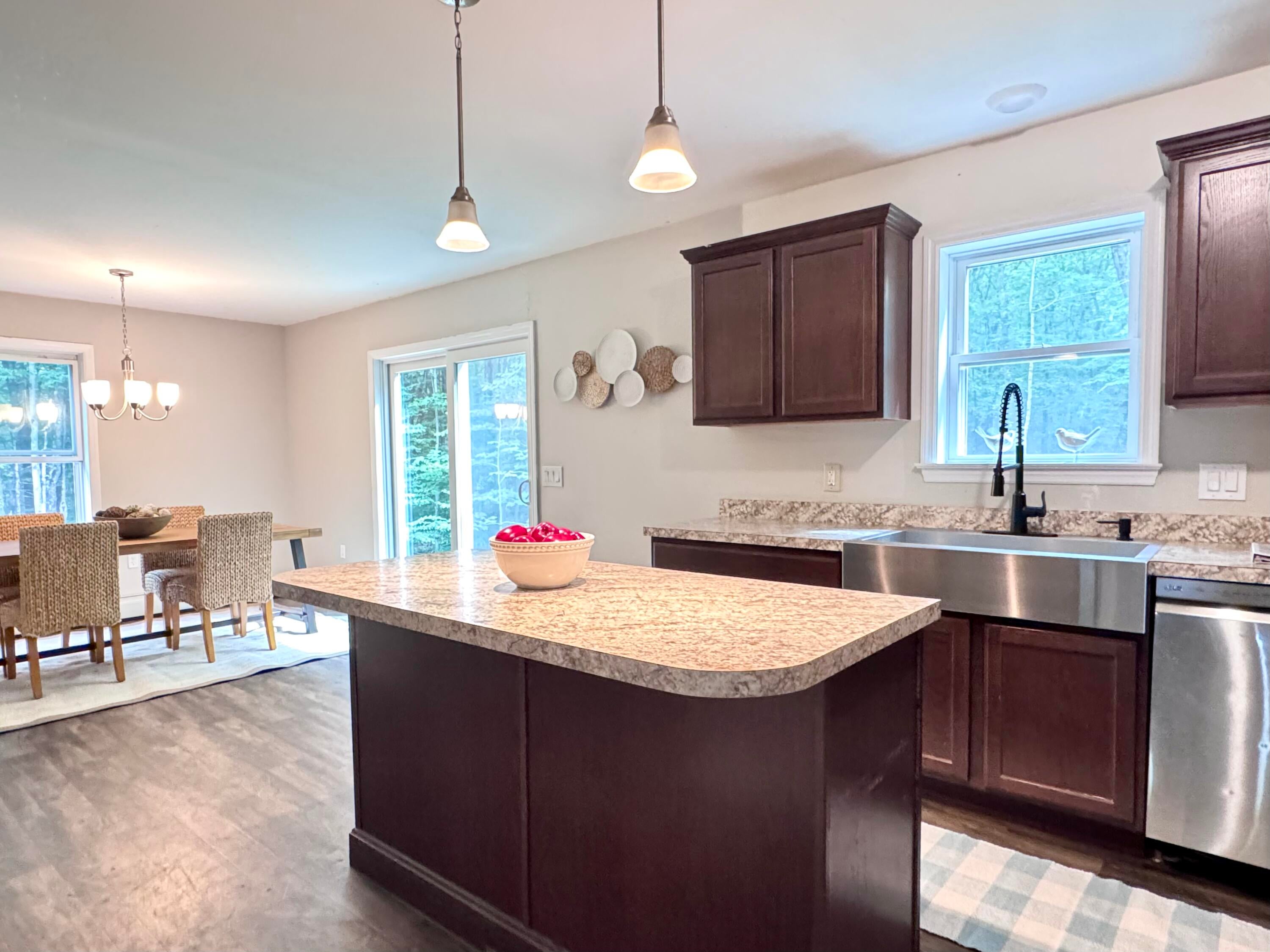 448 Maplecrest Road