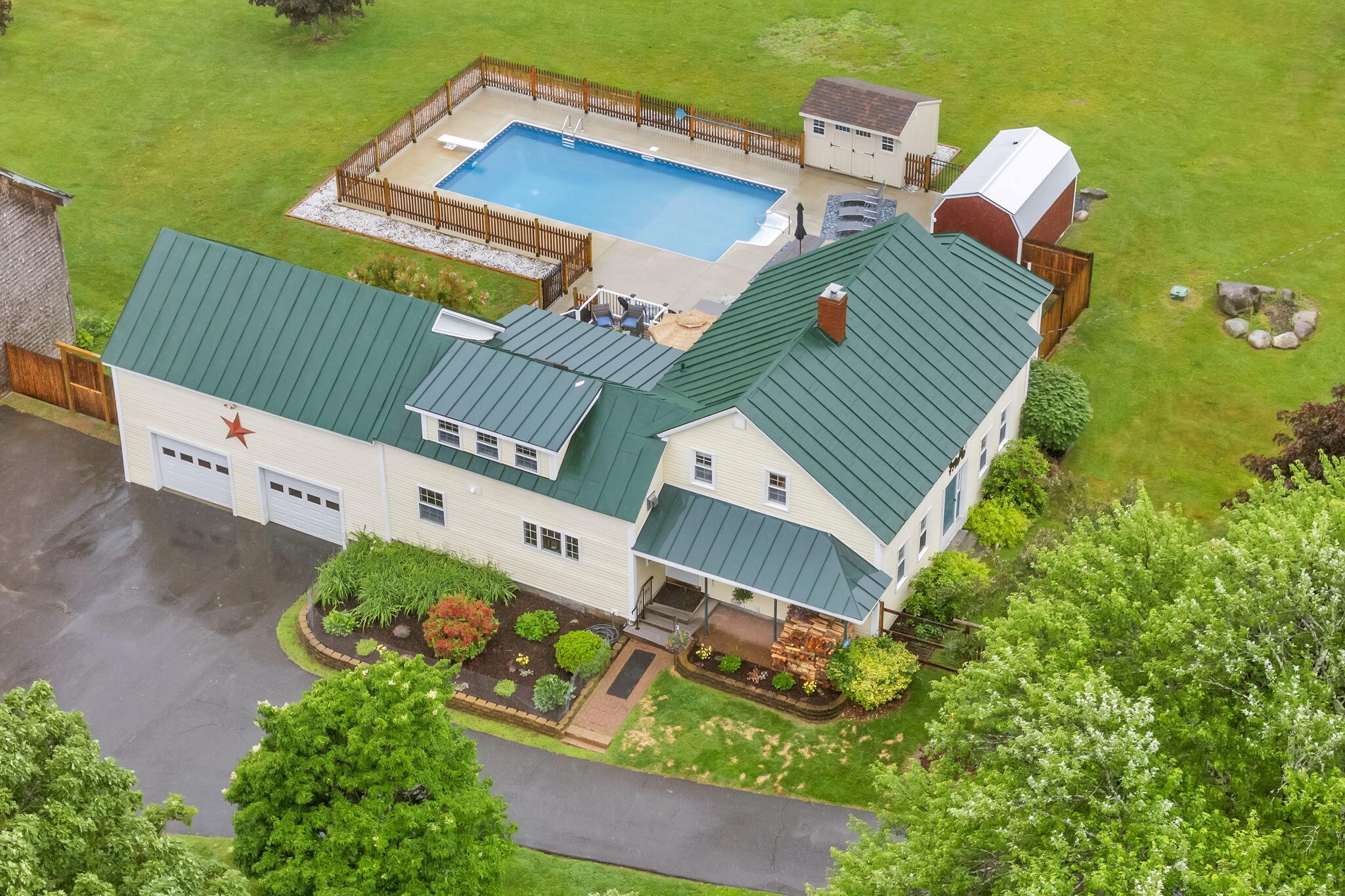 219 Middle Road