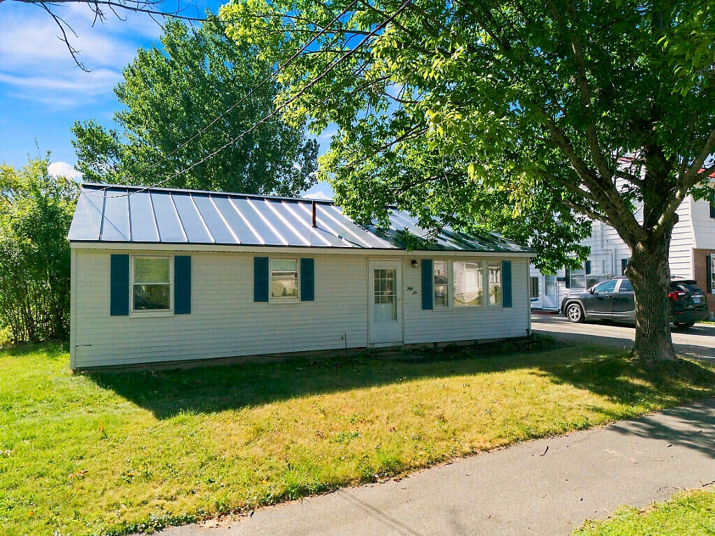 56 Jowett Street