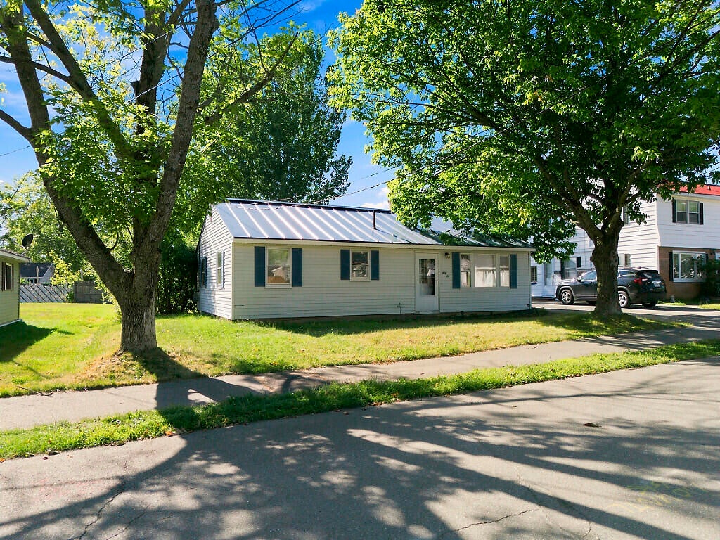 56 Jowett Street
