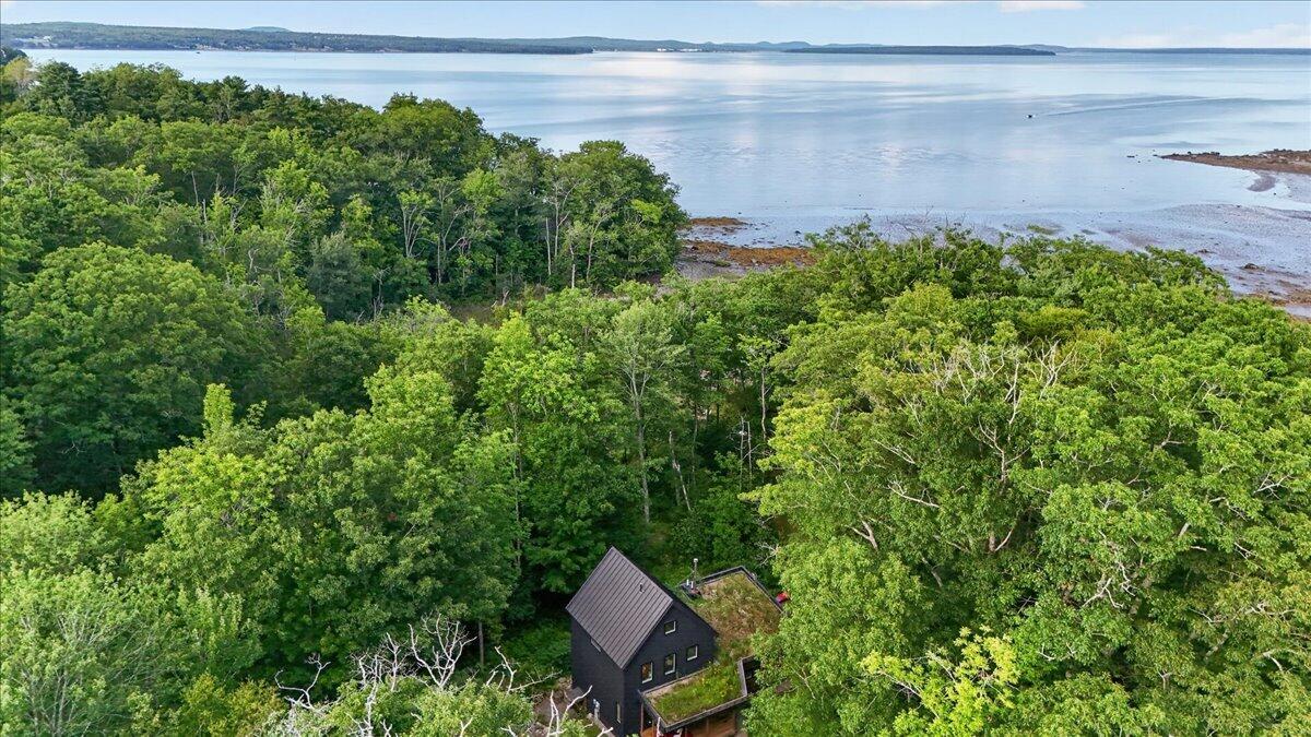138 Bayside Road