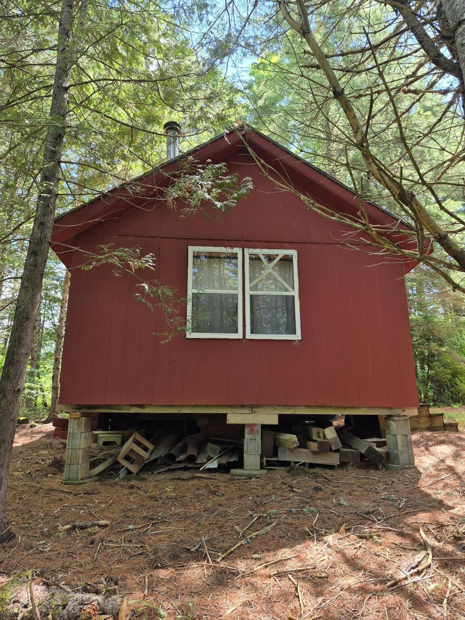 1537 Silver Ridge Road