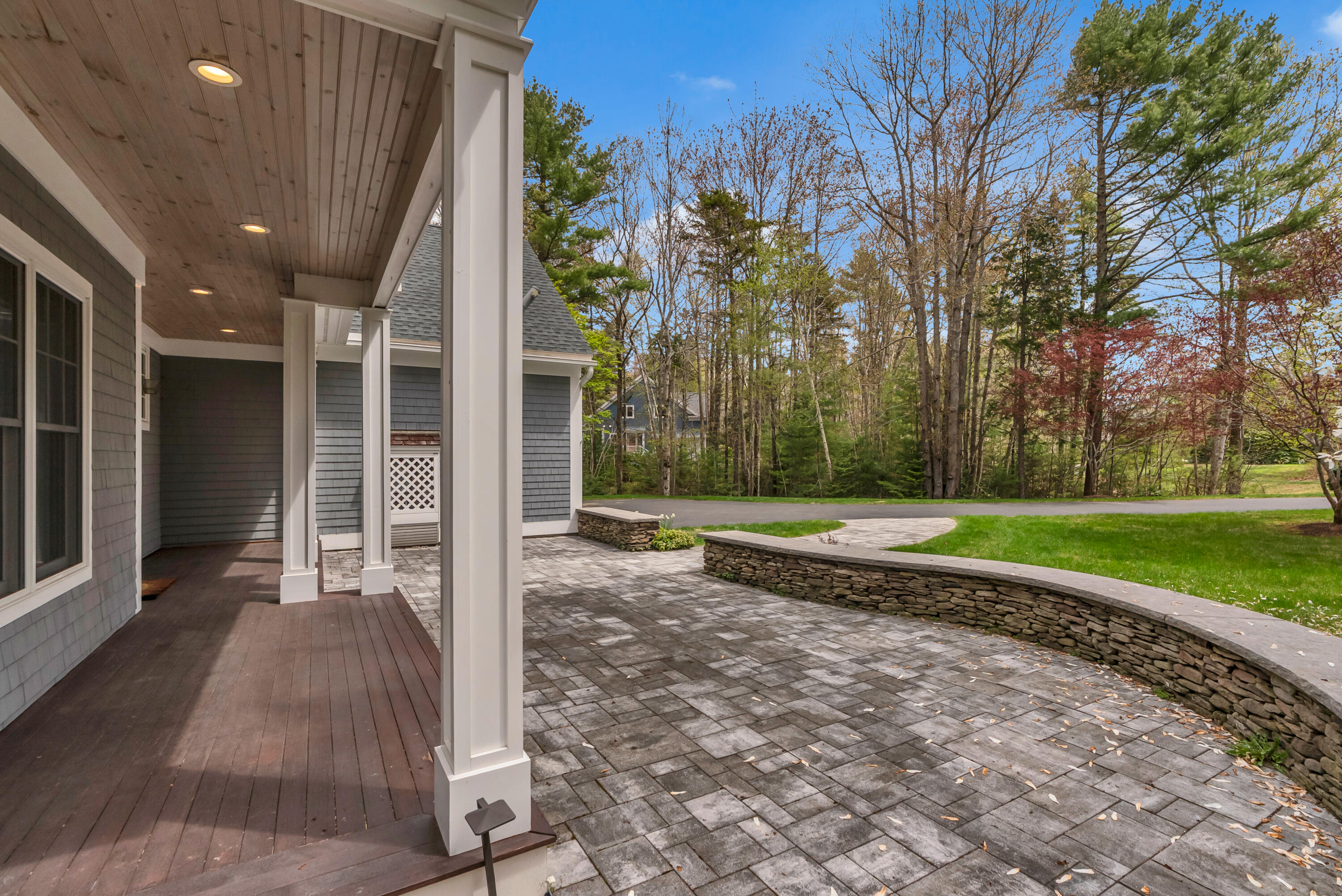 7 Saddle Way