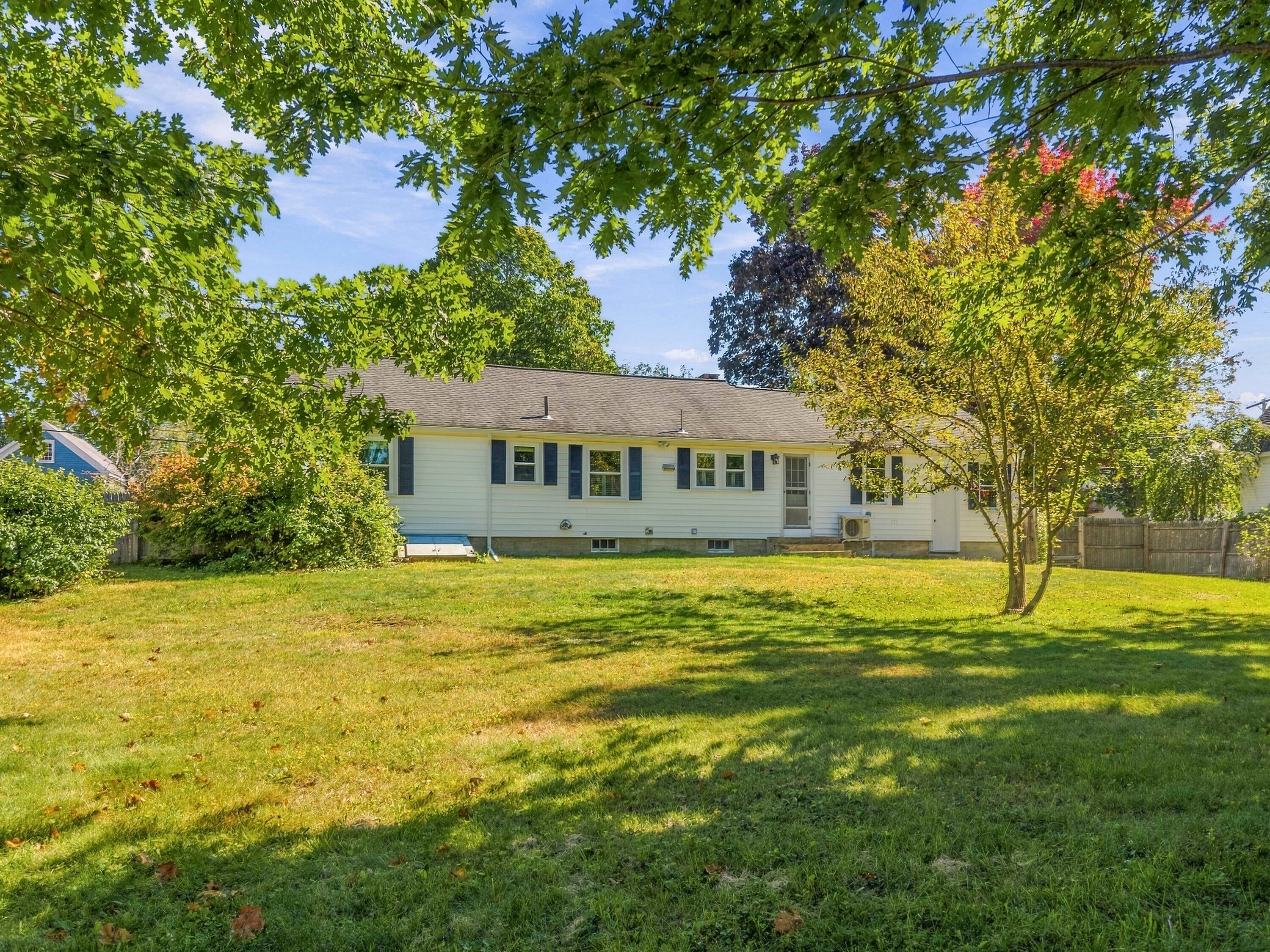 15 Sweetser Street