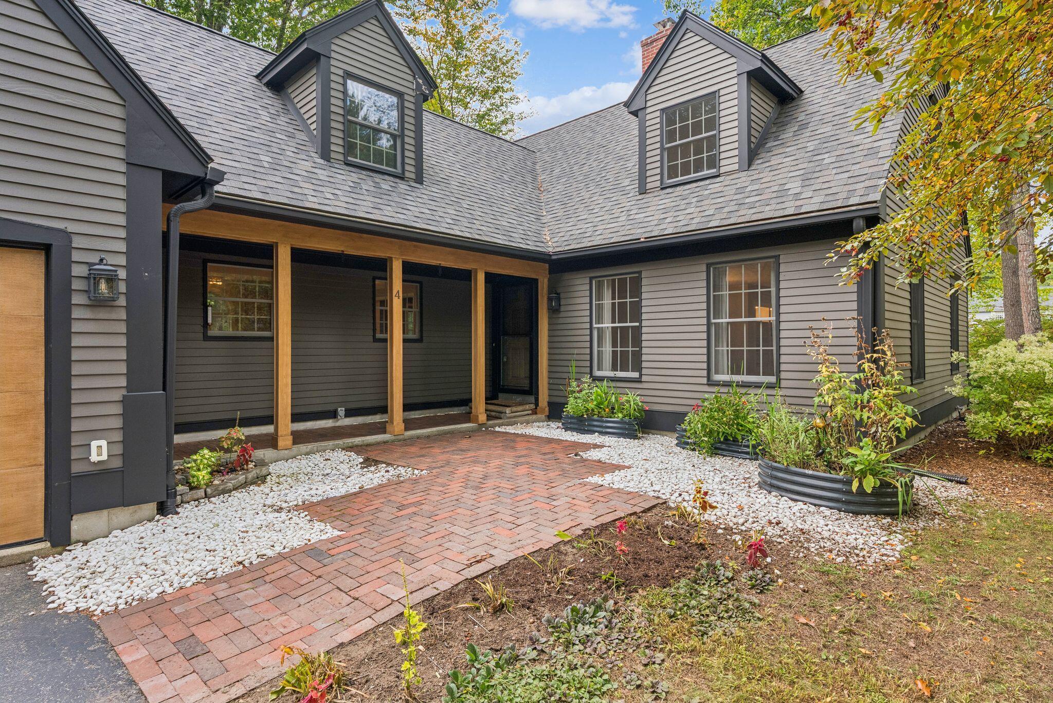 4 Winding Brook Lane