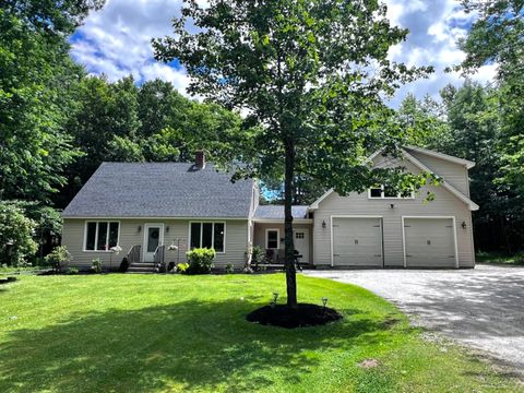 Photo of 497 Allen Road, Pownal, ME 04069 (MLS # 1668659)