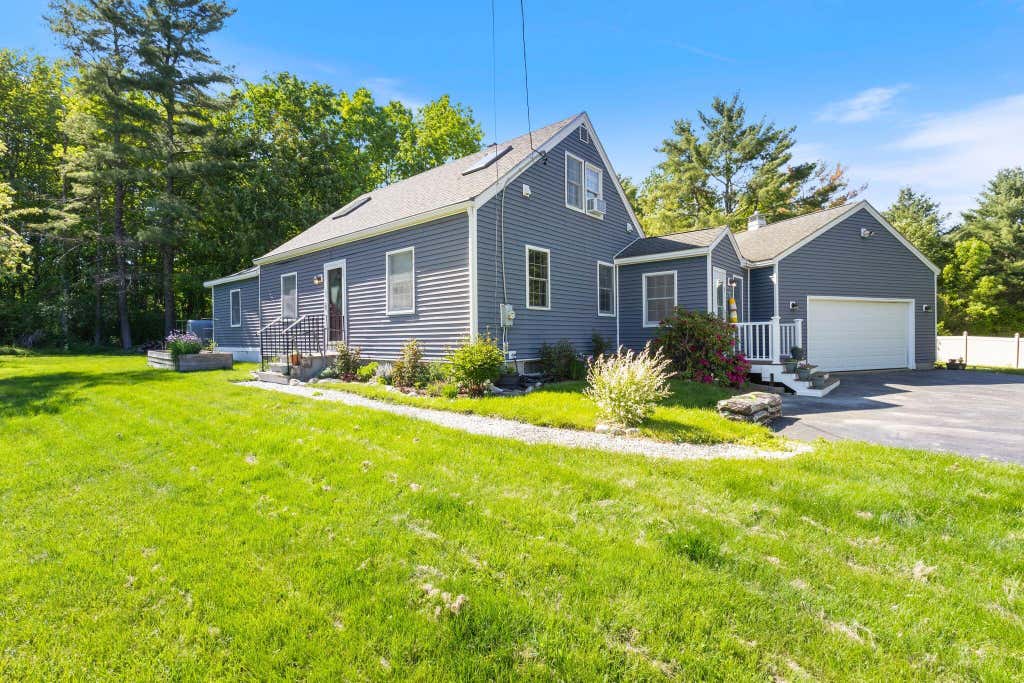 Photo of 1 Hemphill Drive, Westbrook, ME 04092 (MLS # 1665515)