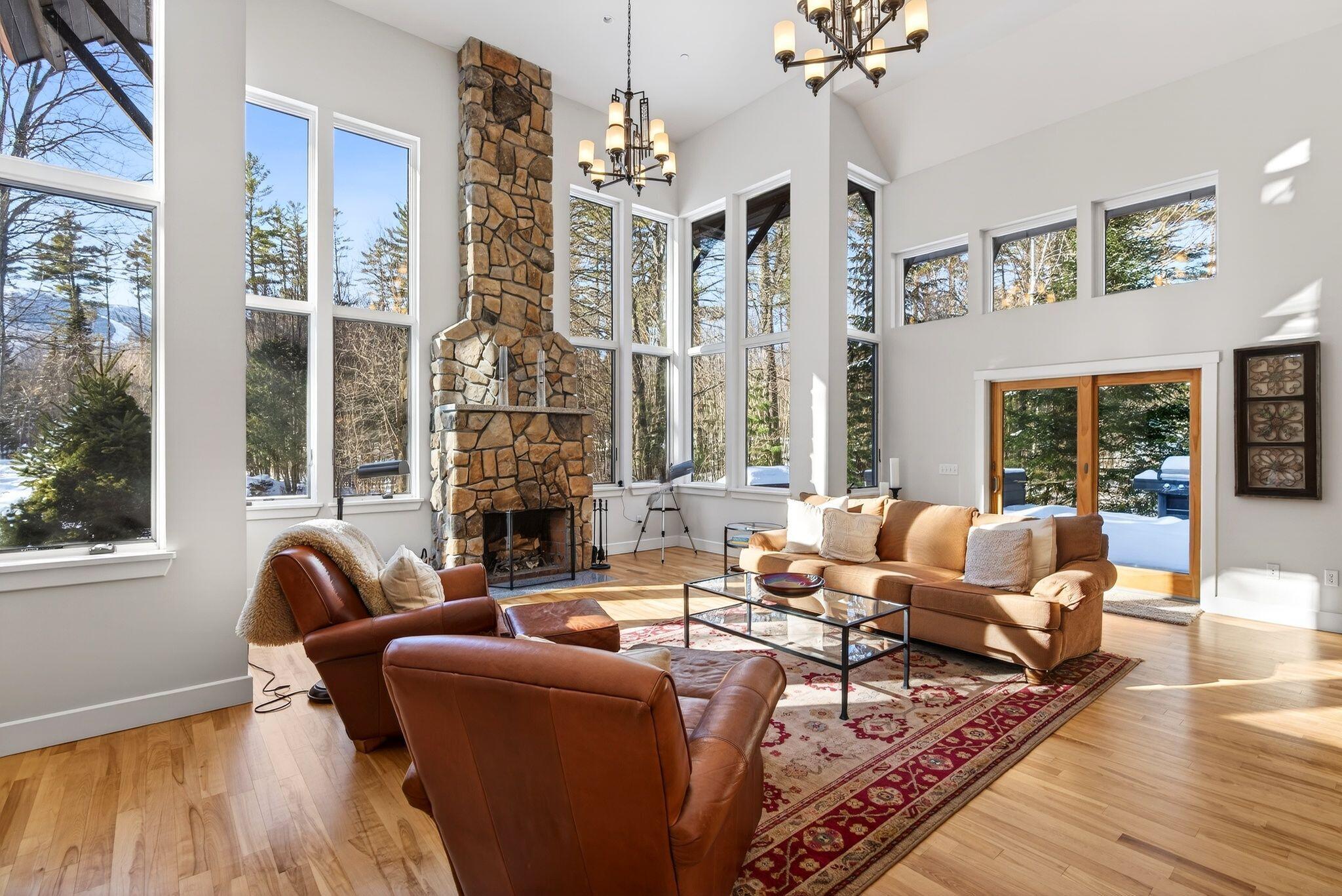 12 Evergreen Lane