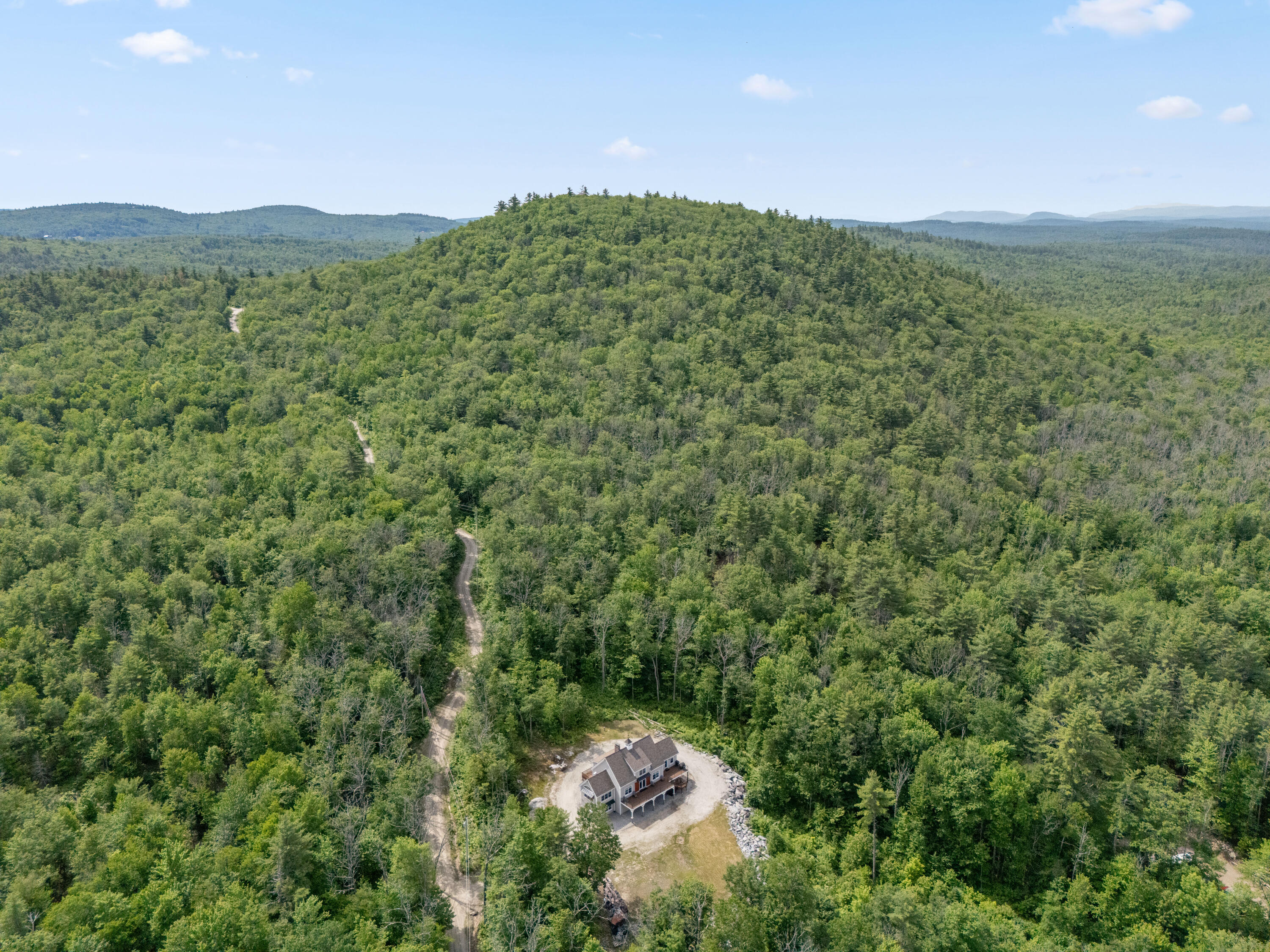 15 Amos Mountain Road