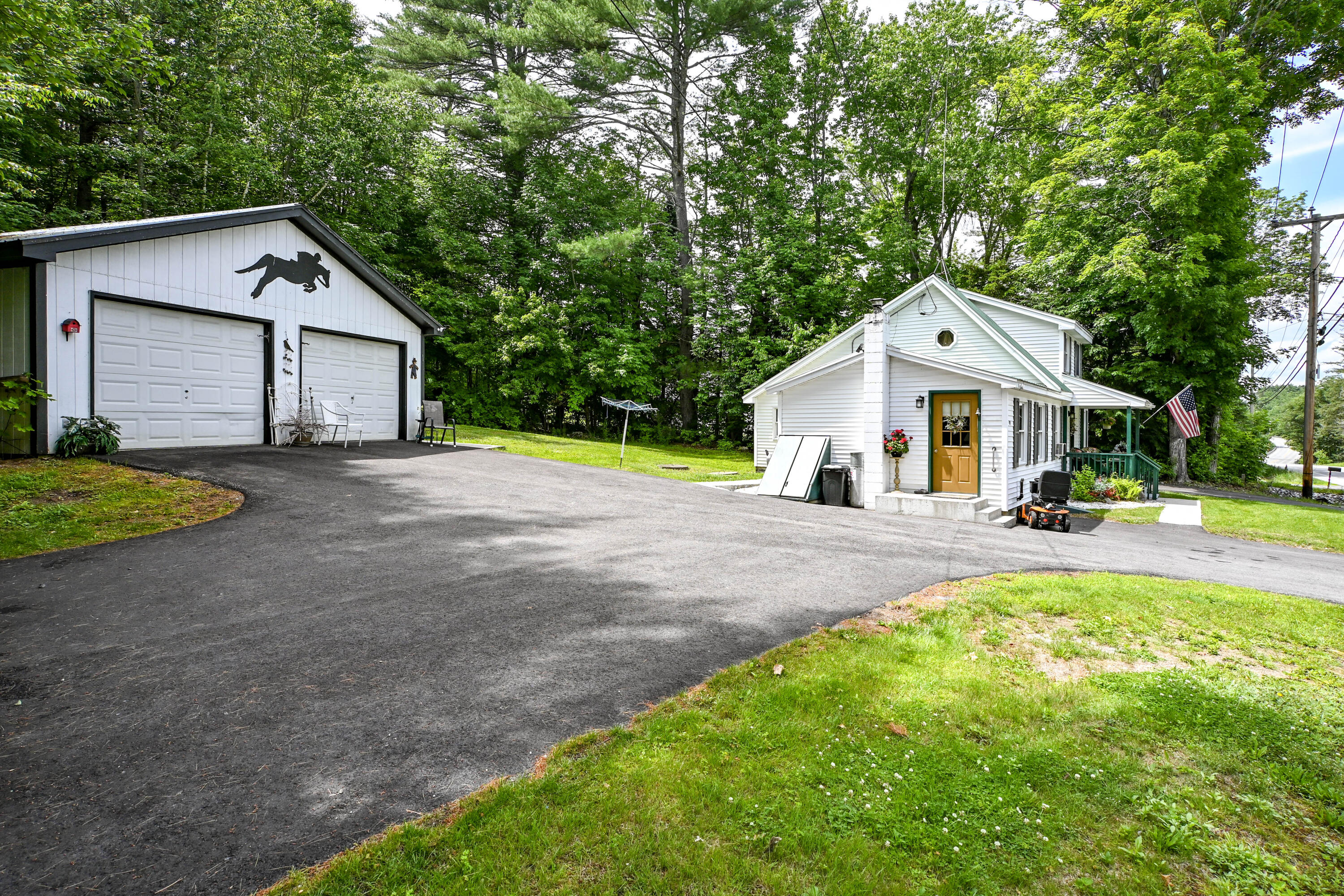 852 Pequawket Trail