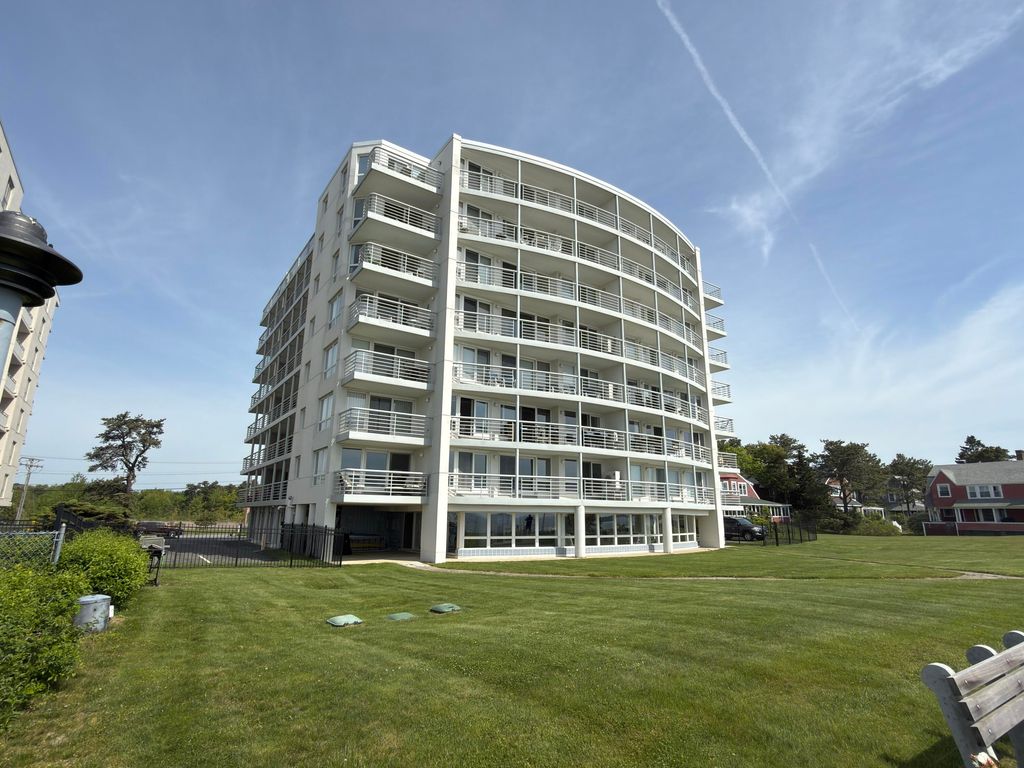 Photo of 221 E Grand Avenue #8F, Old Orchard Beach, ME 04064 (MLS # 1665429)