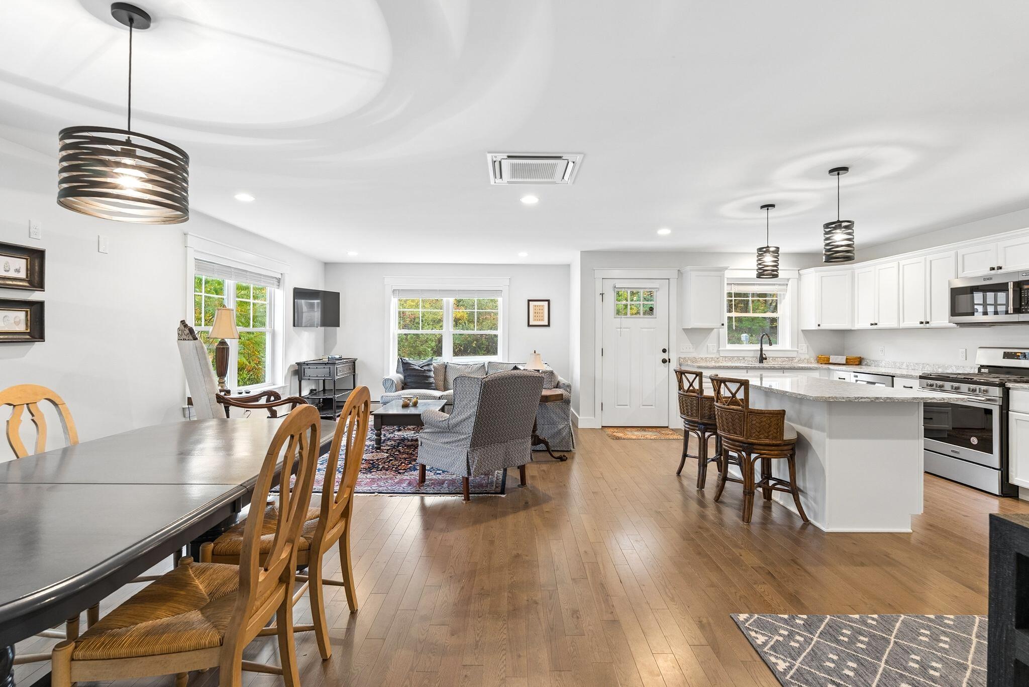11 Kings Highway B