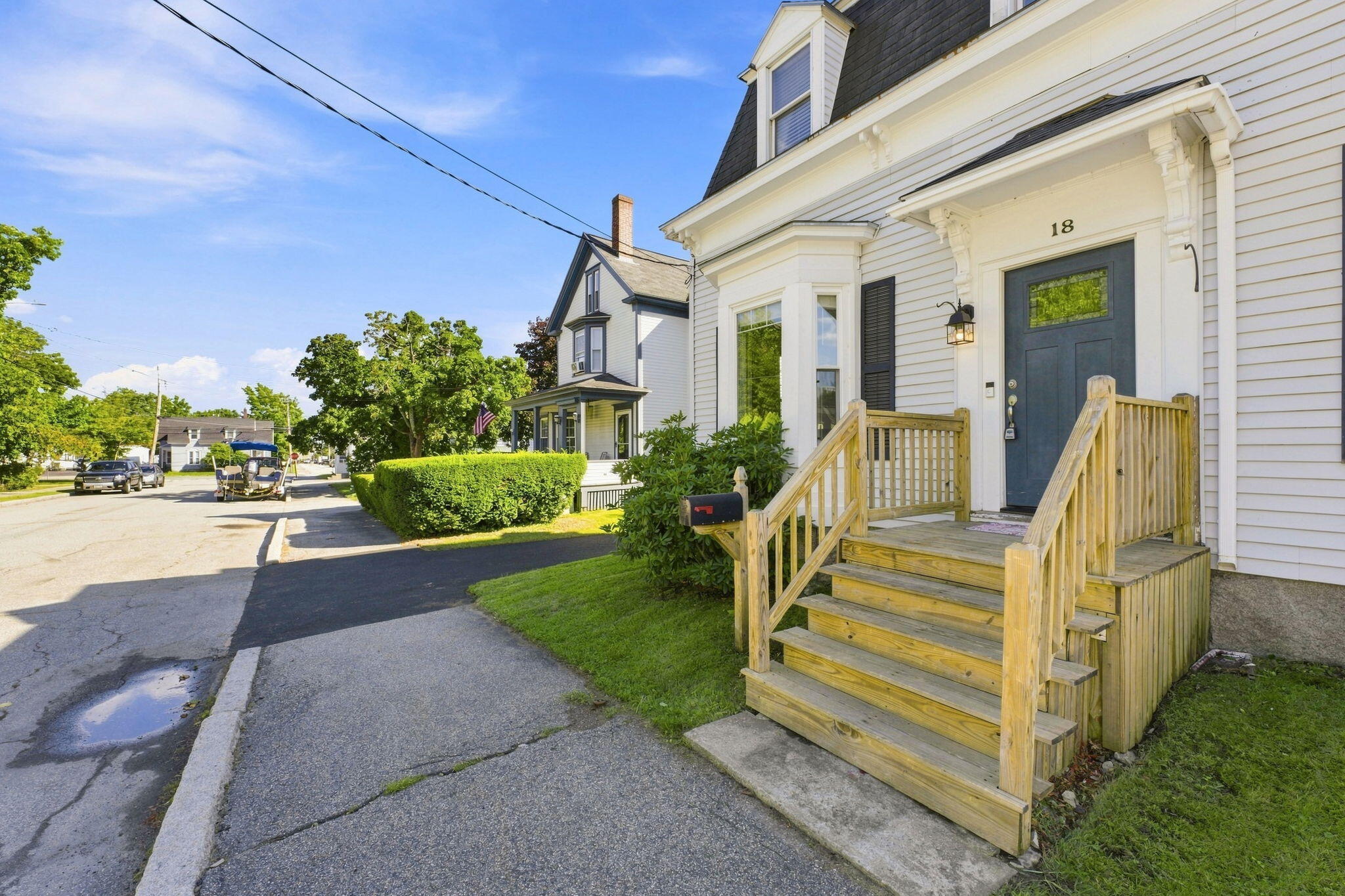18 Dyer Street