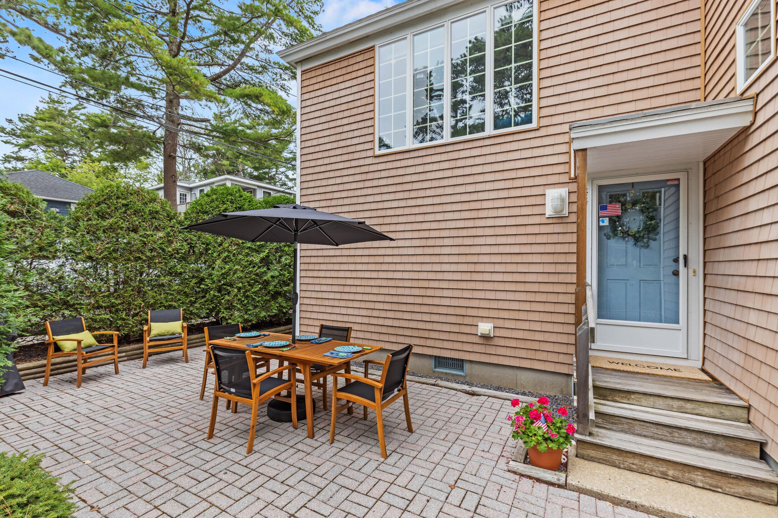 44 Seaside Avenue