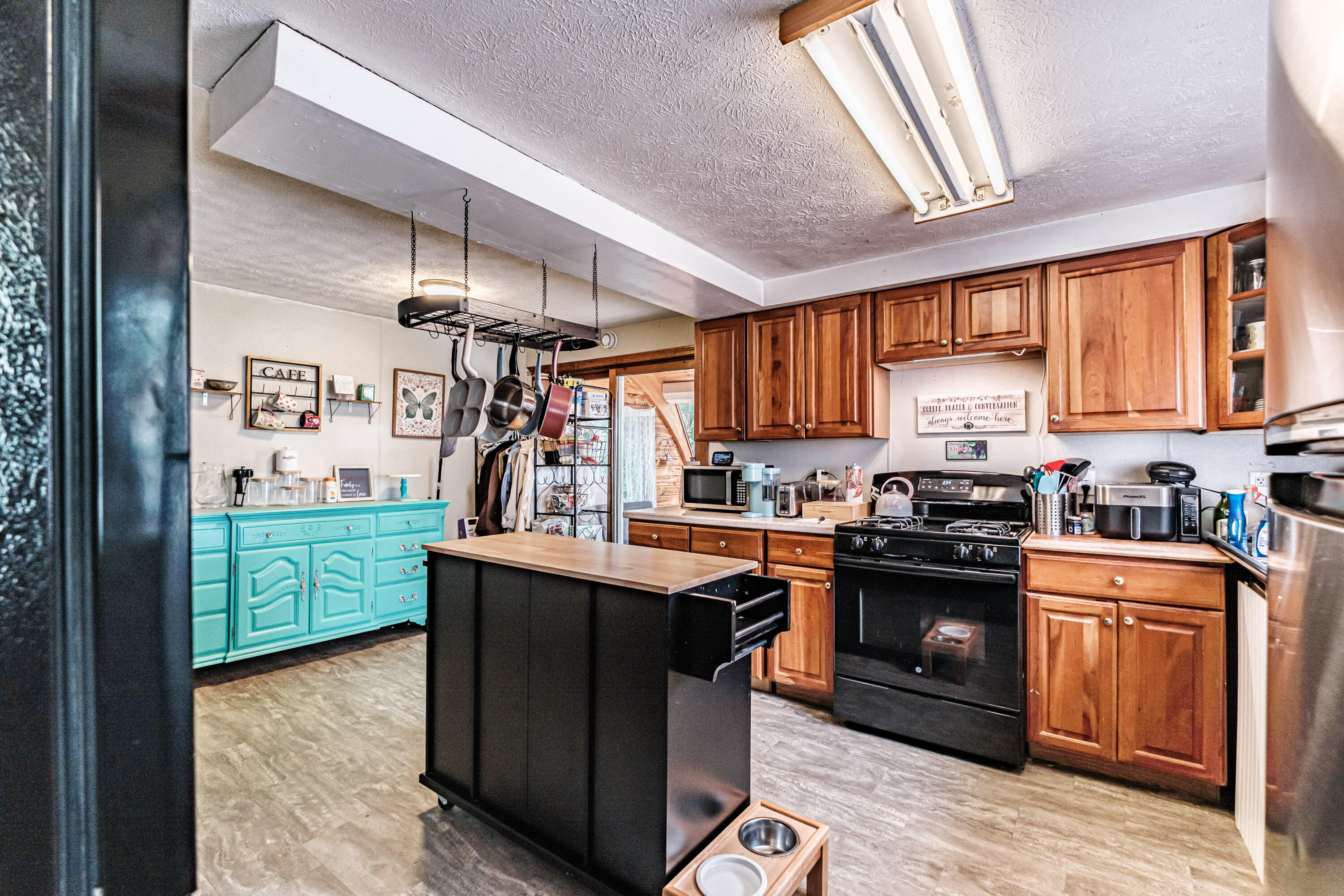 21 Ledgewood Lane