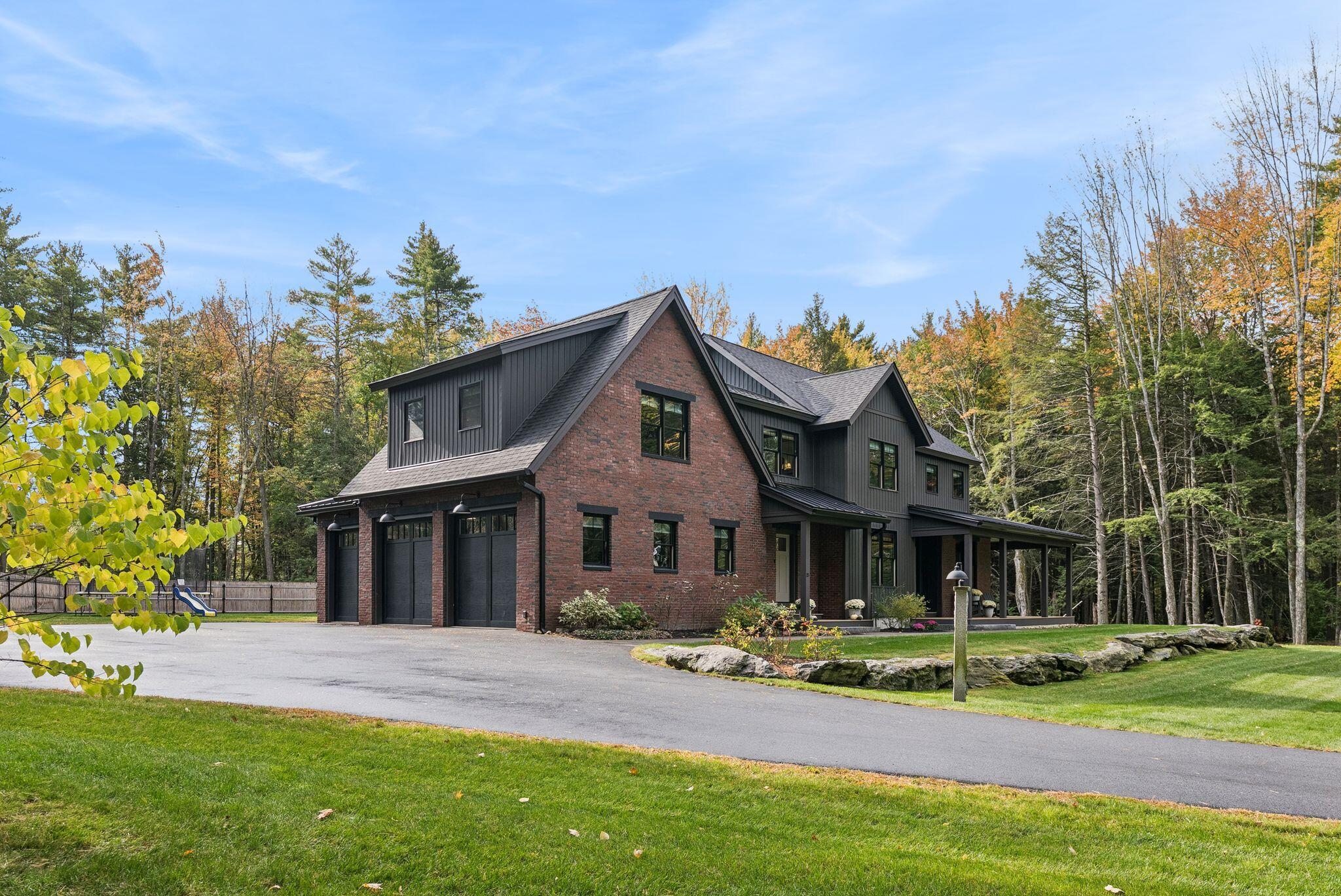 15 Deerfield Way