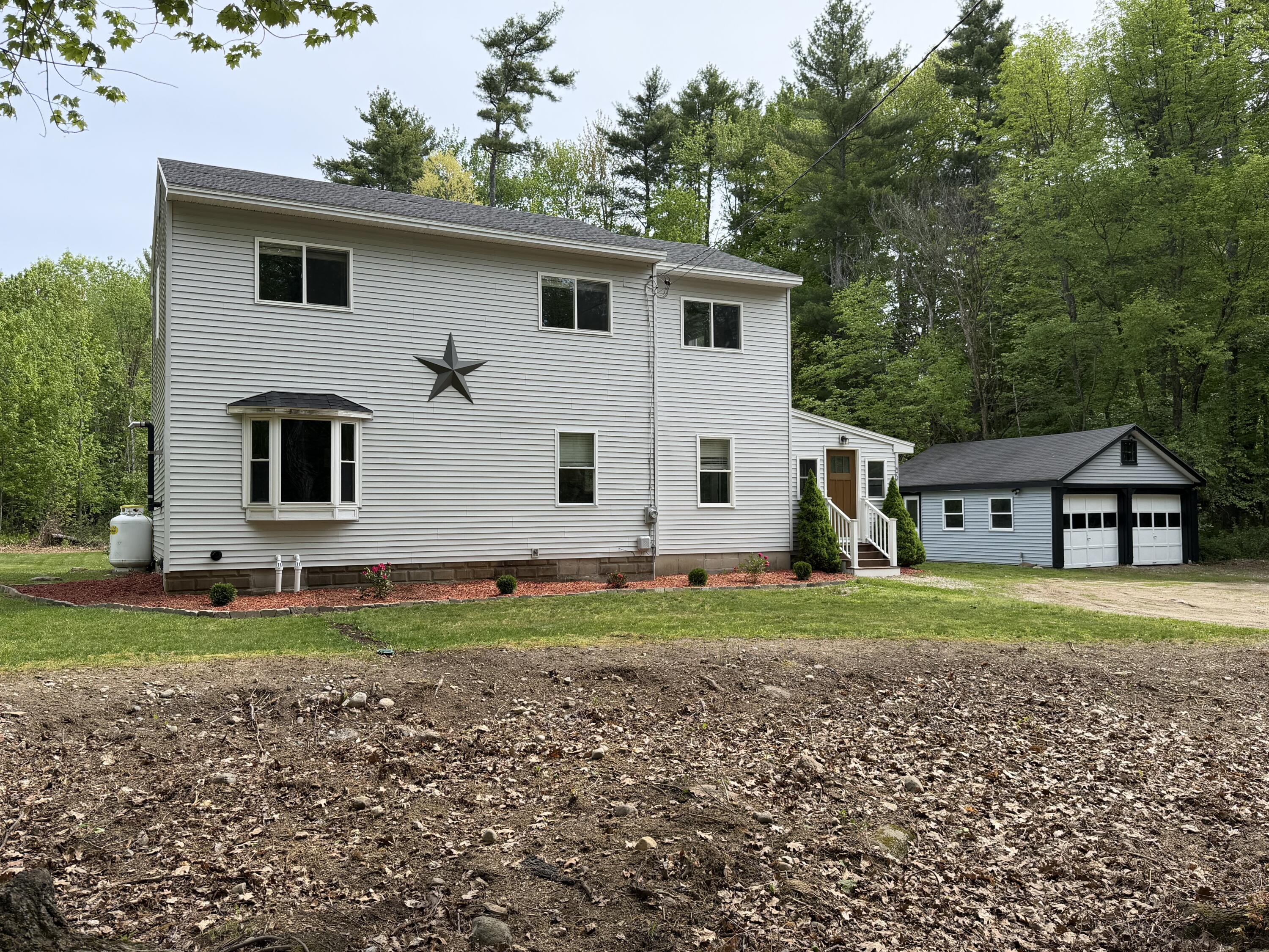 472 School Street