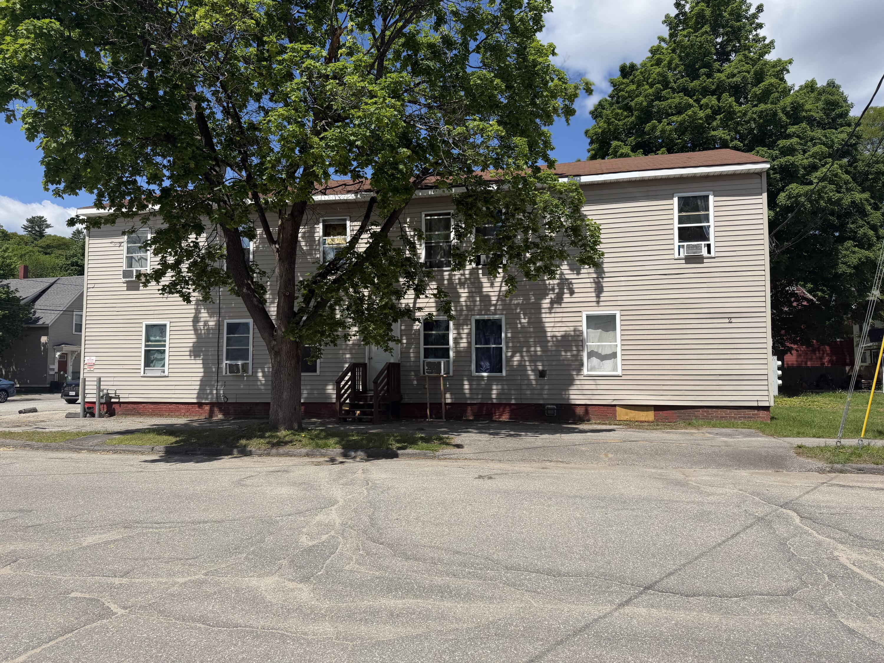 2 Oak Street