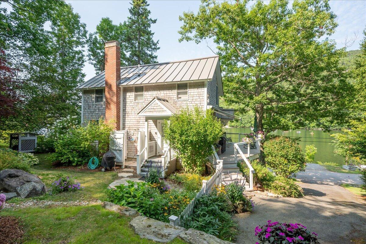 60 Beaucaire Avenue