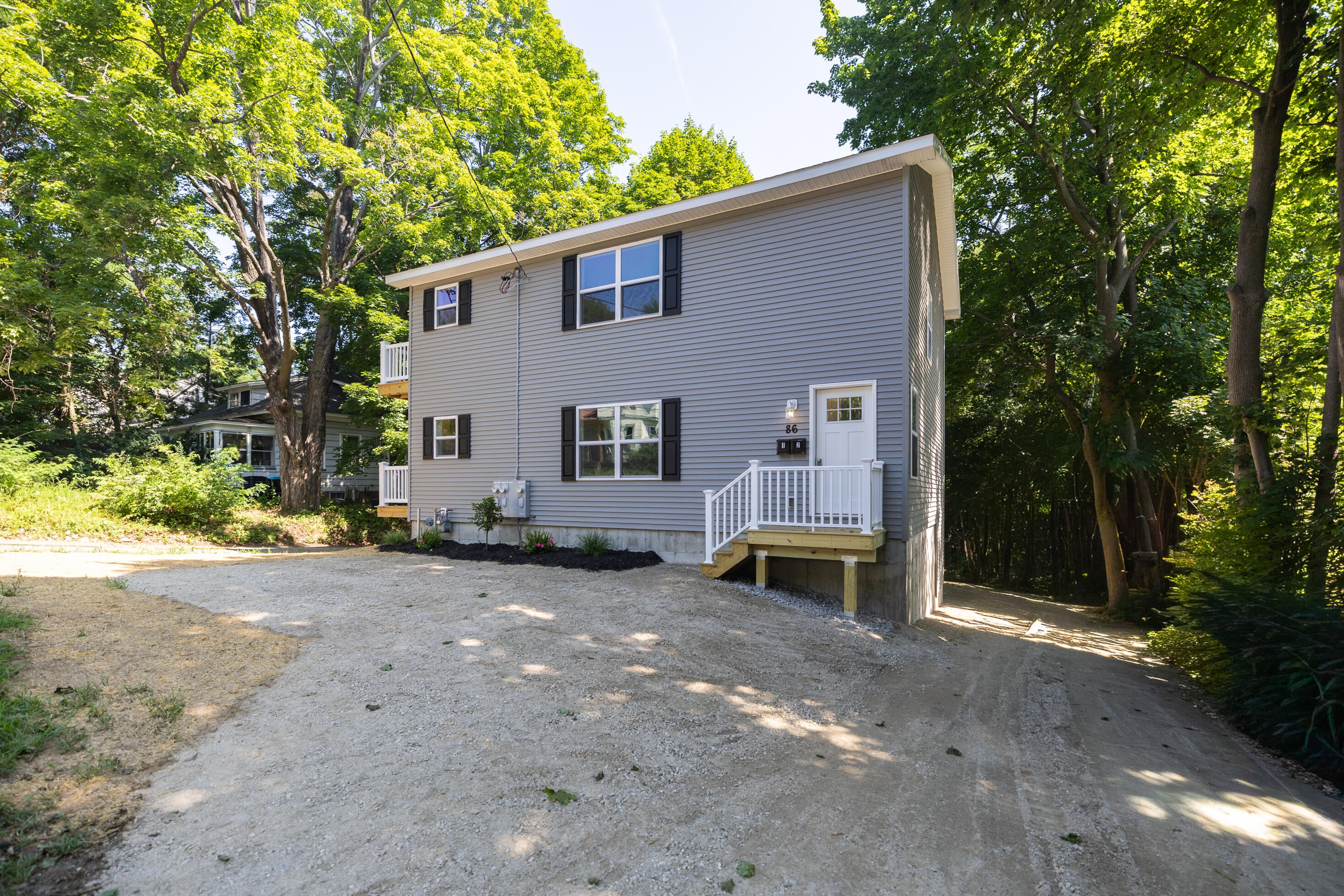 86 Western Avenue