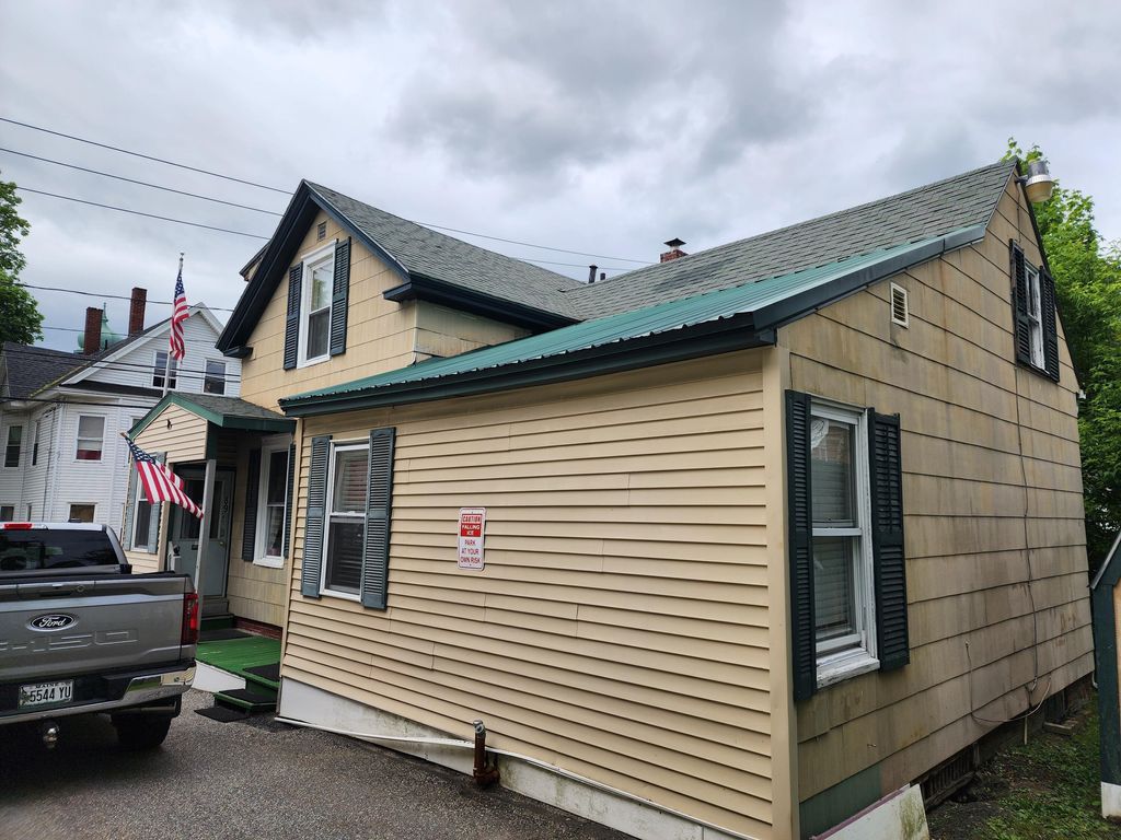 Photo of 89 Oak Street, Lewiston, ME 04240 (MLS # 1664554)