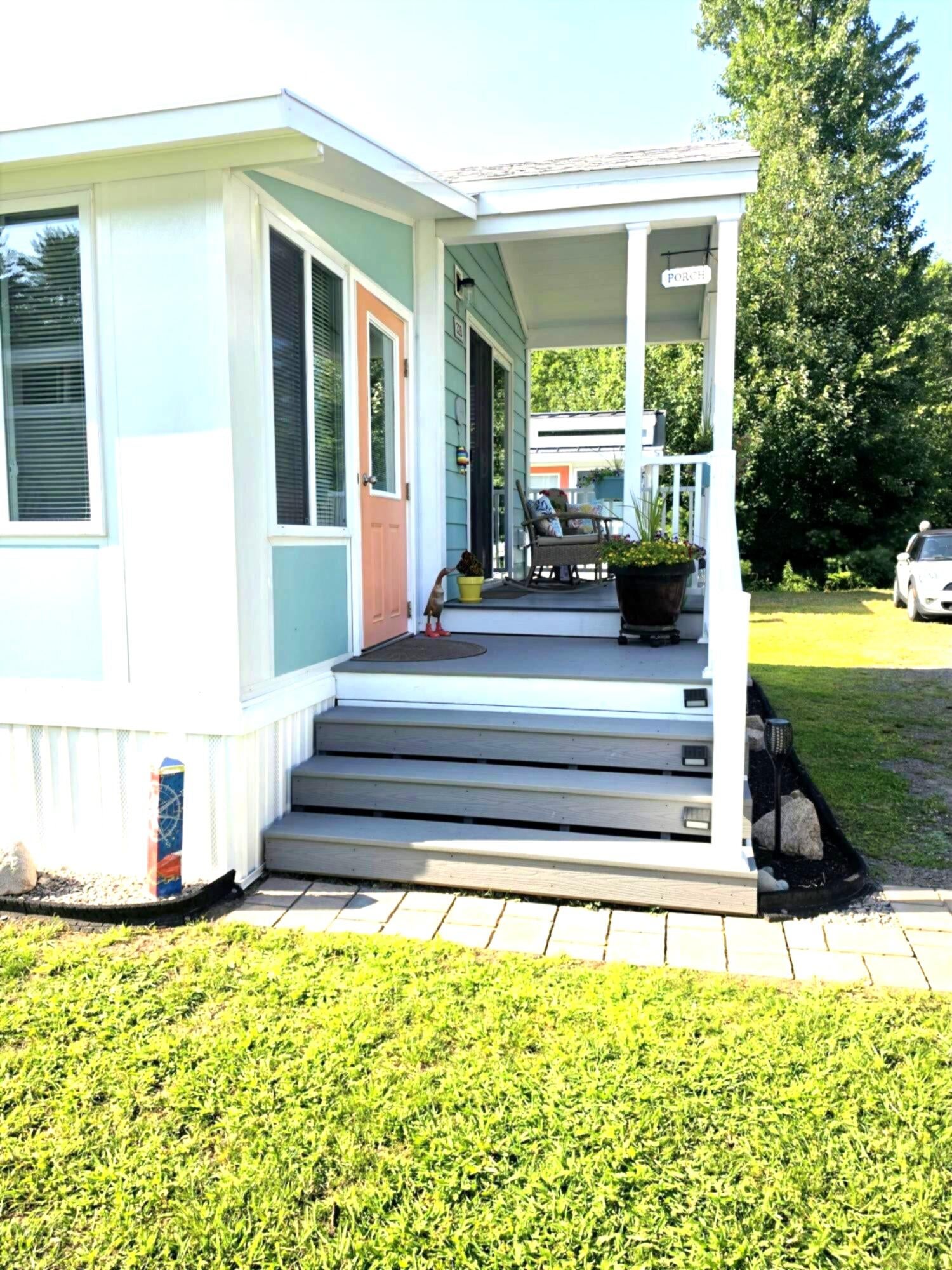 430 Post Road 328