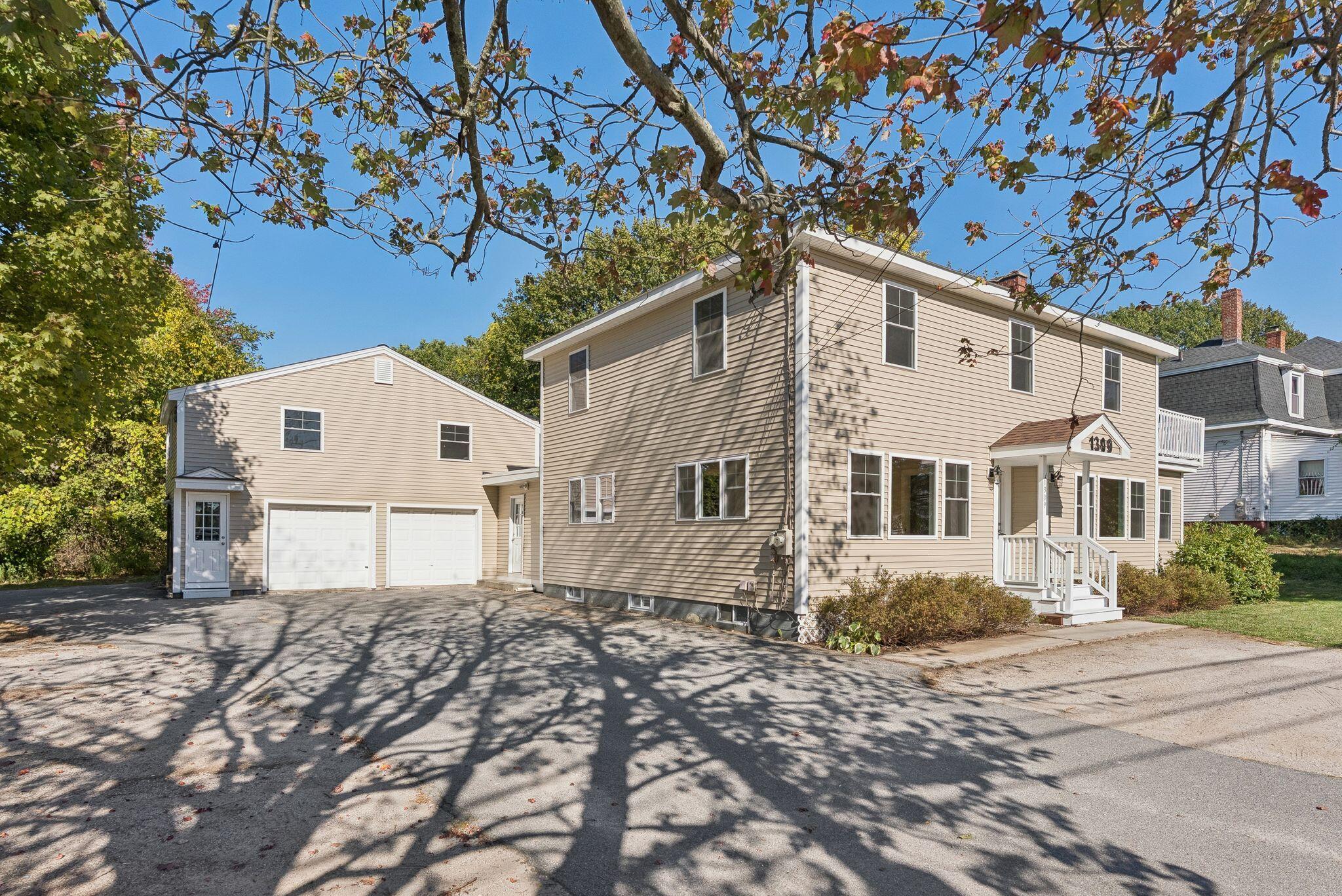 1309 Broadway