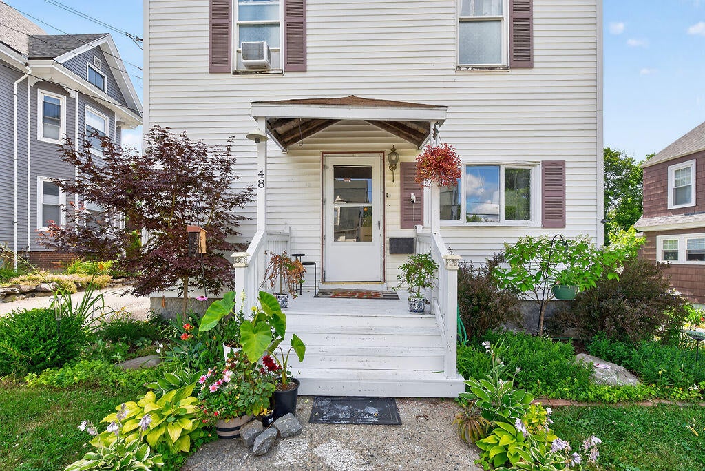 48 6th Street