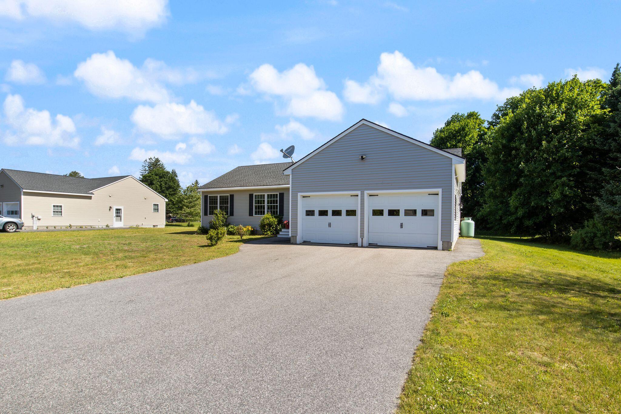 14 Sunset Avenue