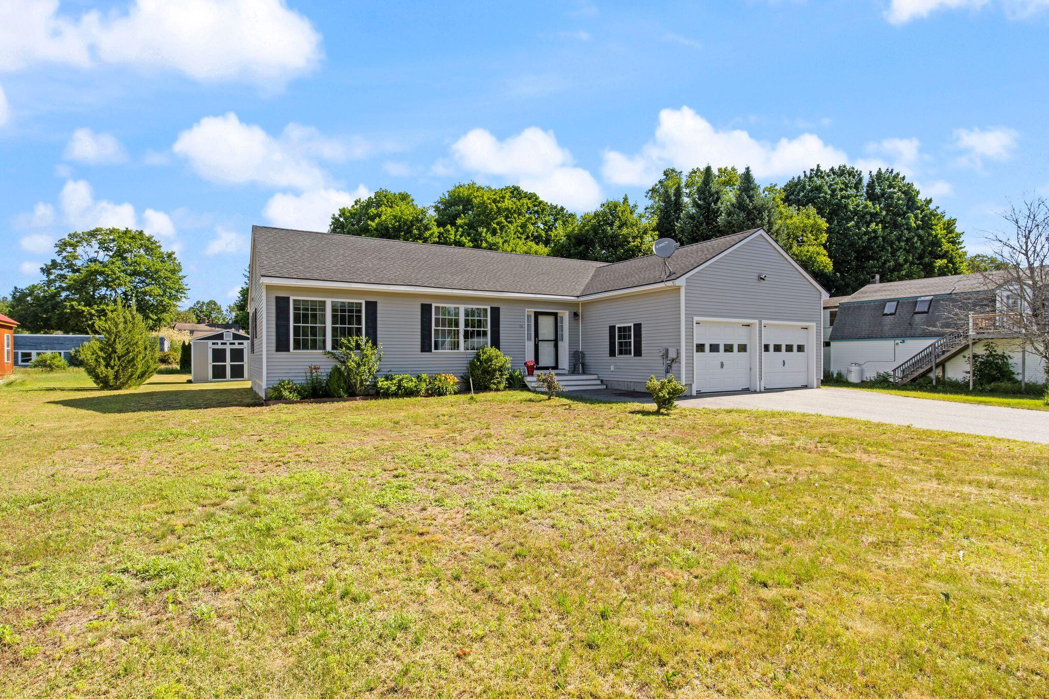 14 Sunset Avenue