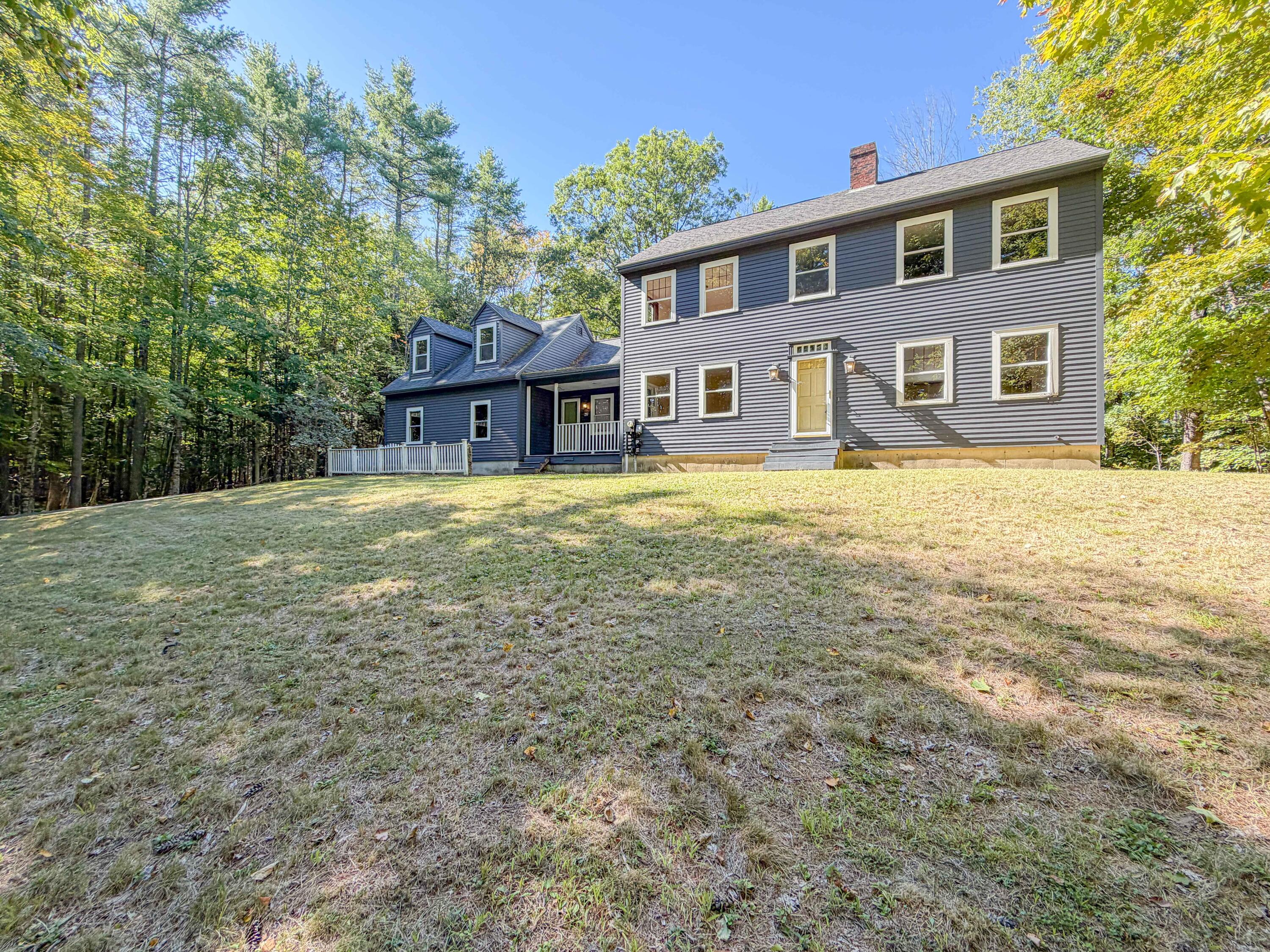 25 Fieldcrest Drive