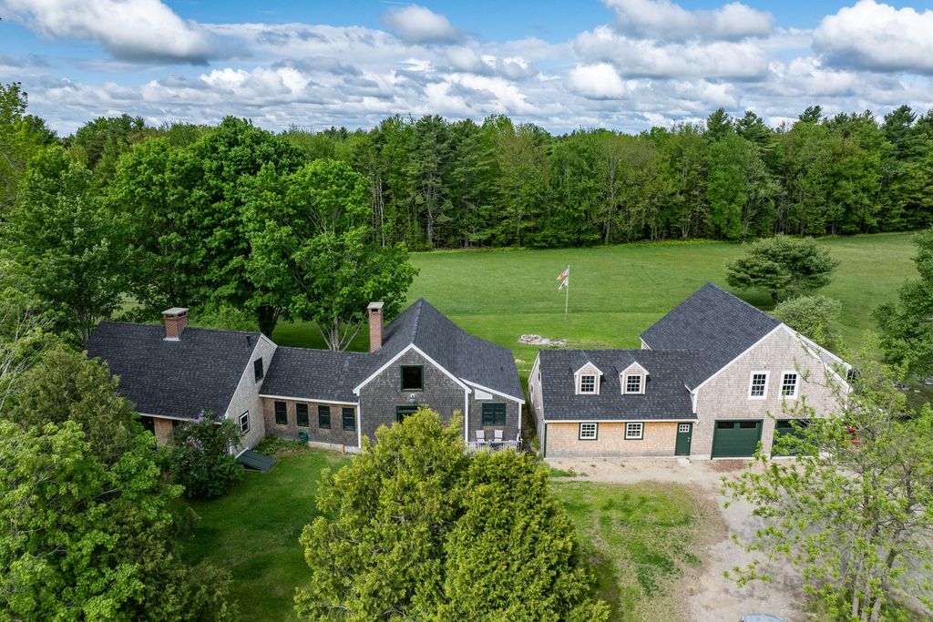 Photo of 8 Simon Road, Waldoboro, ME 04572 (MLS # 1665007)