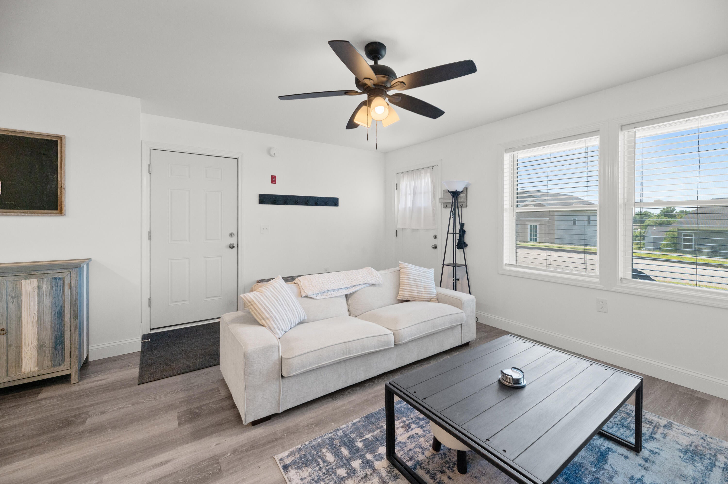 27 Village Circle 2