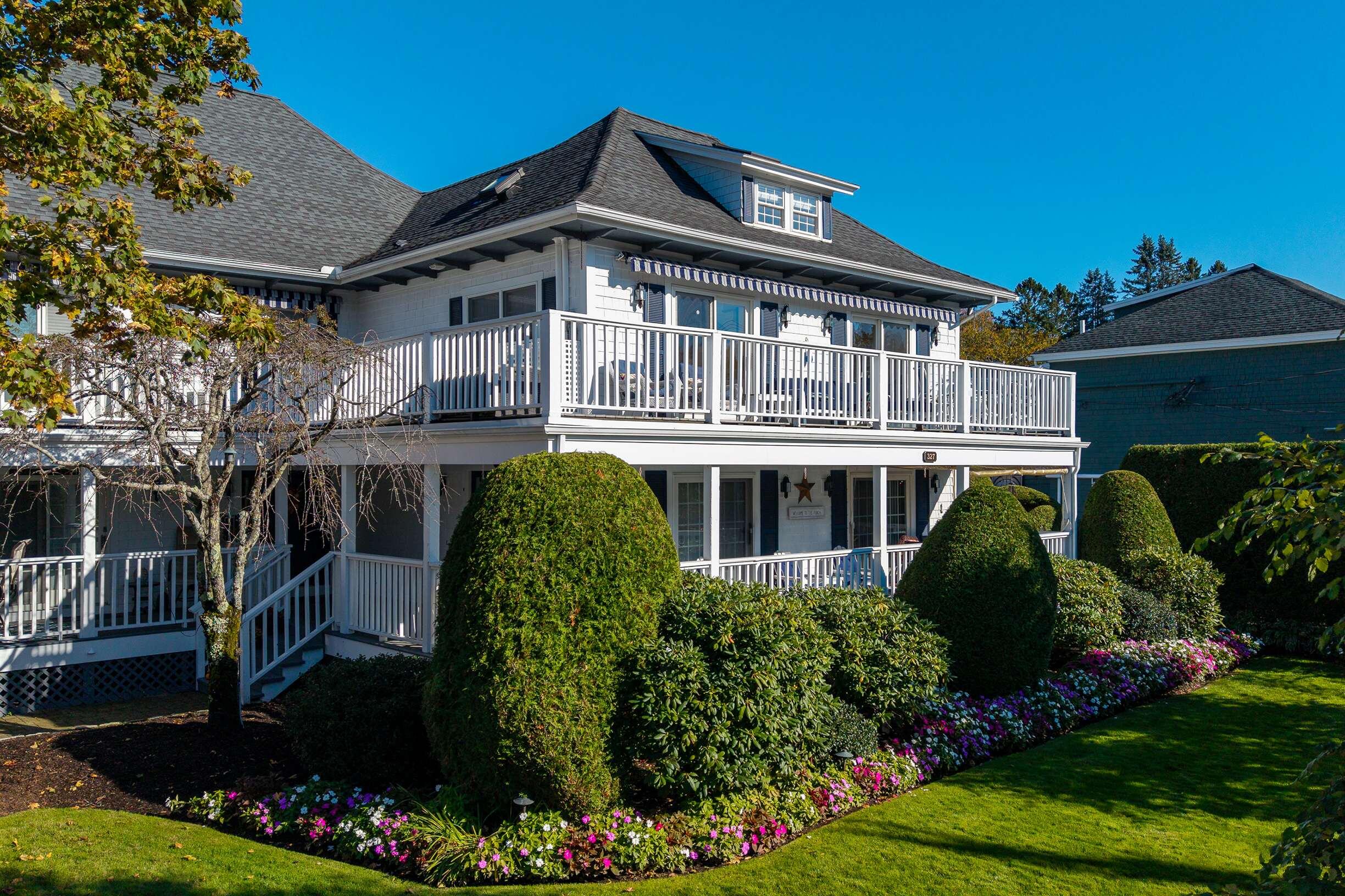 327 Shore Road 3