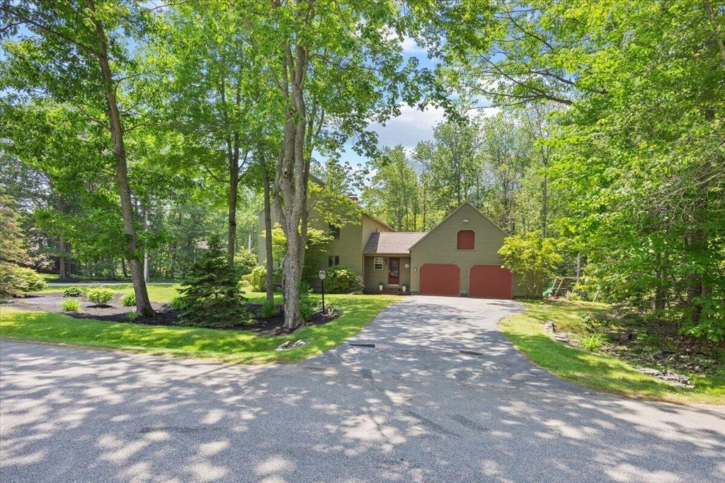 Photo of 5 Winding Way, Scarborough, ME 04074 (MLS # 1667679)