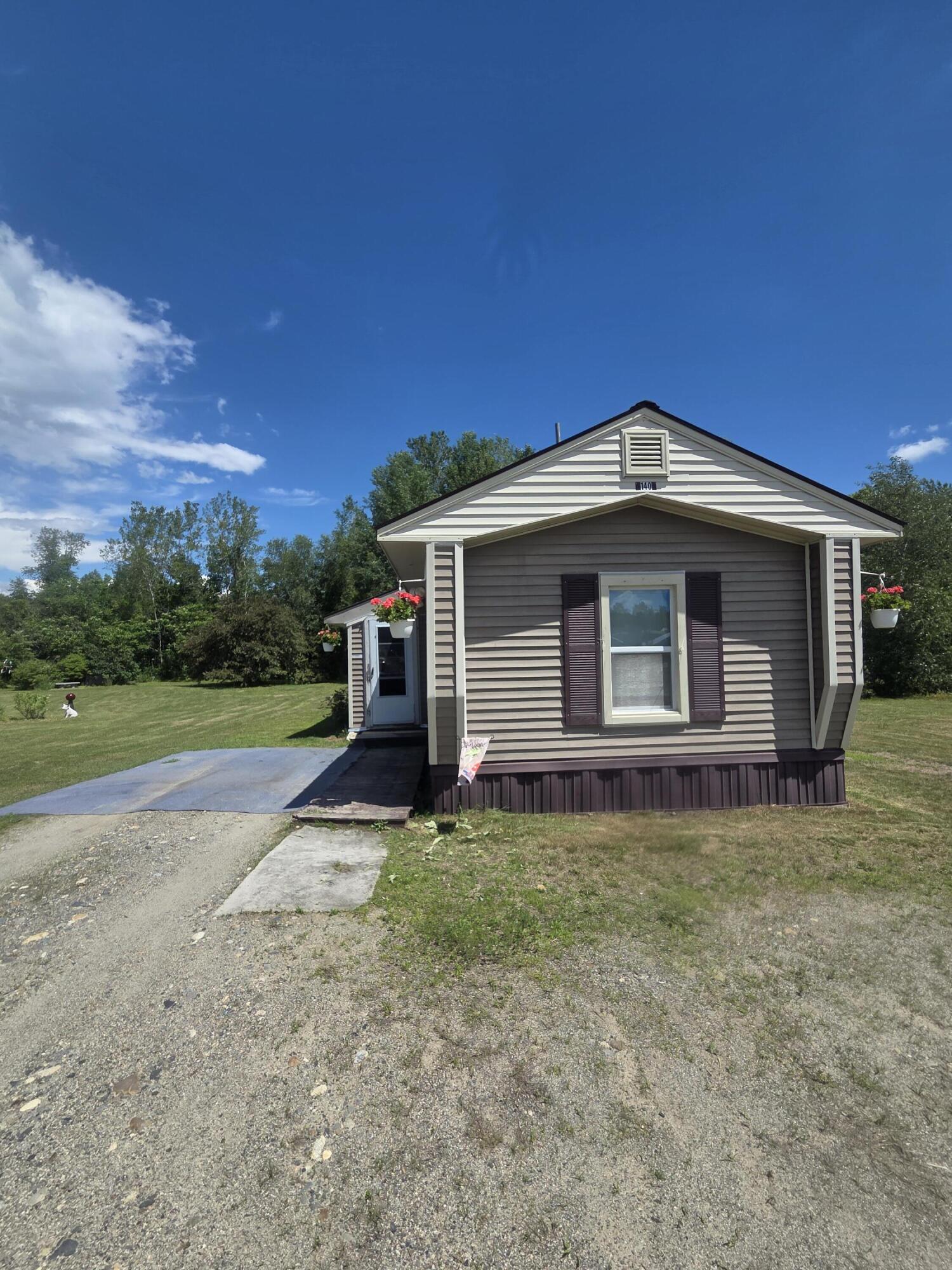 140 Brier Lane
