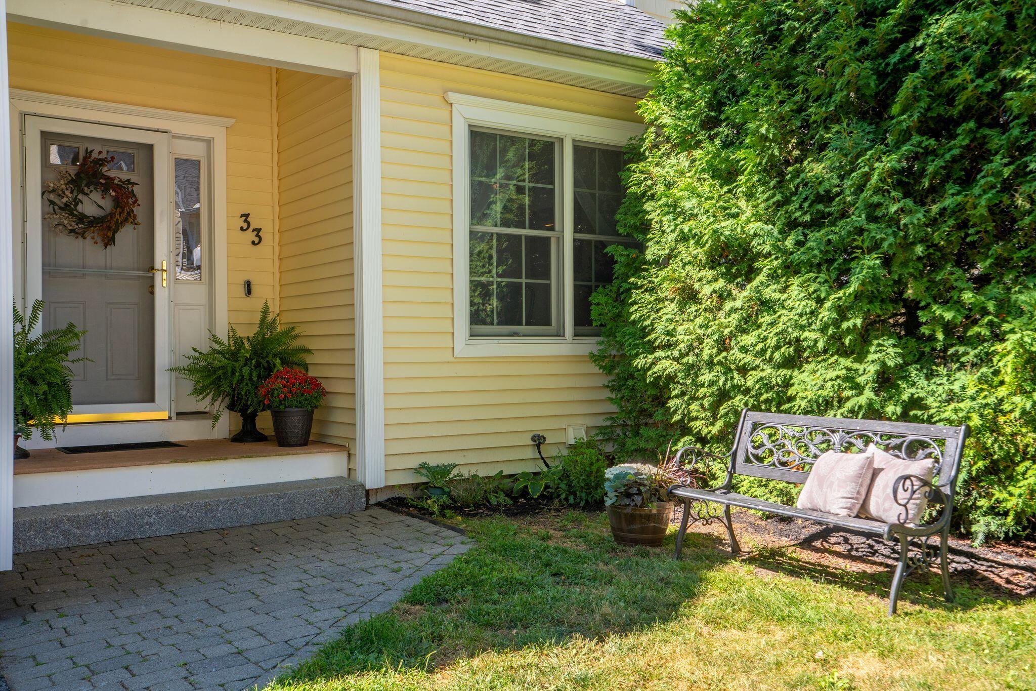 33 Feeney Way 23