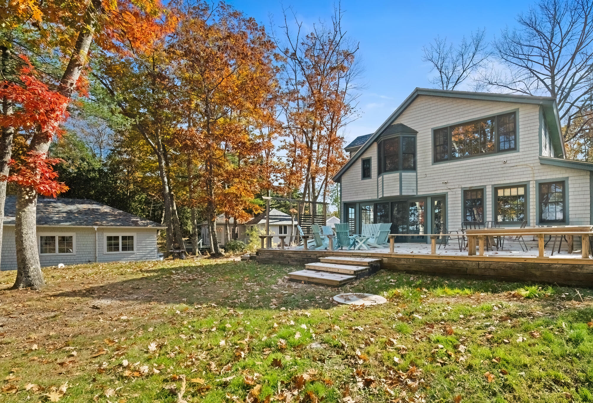 14 & 18 Mackay Lane