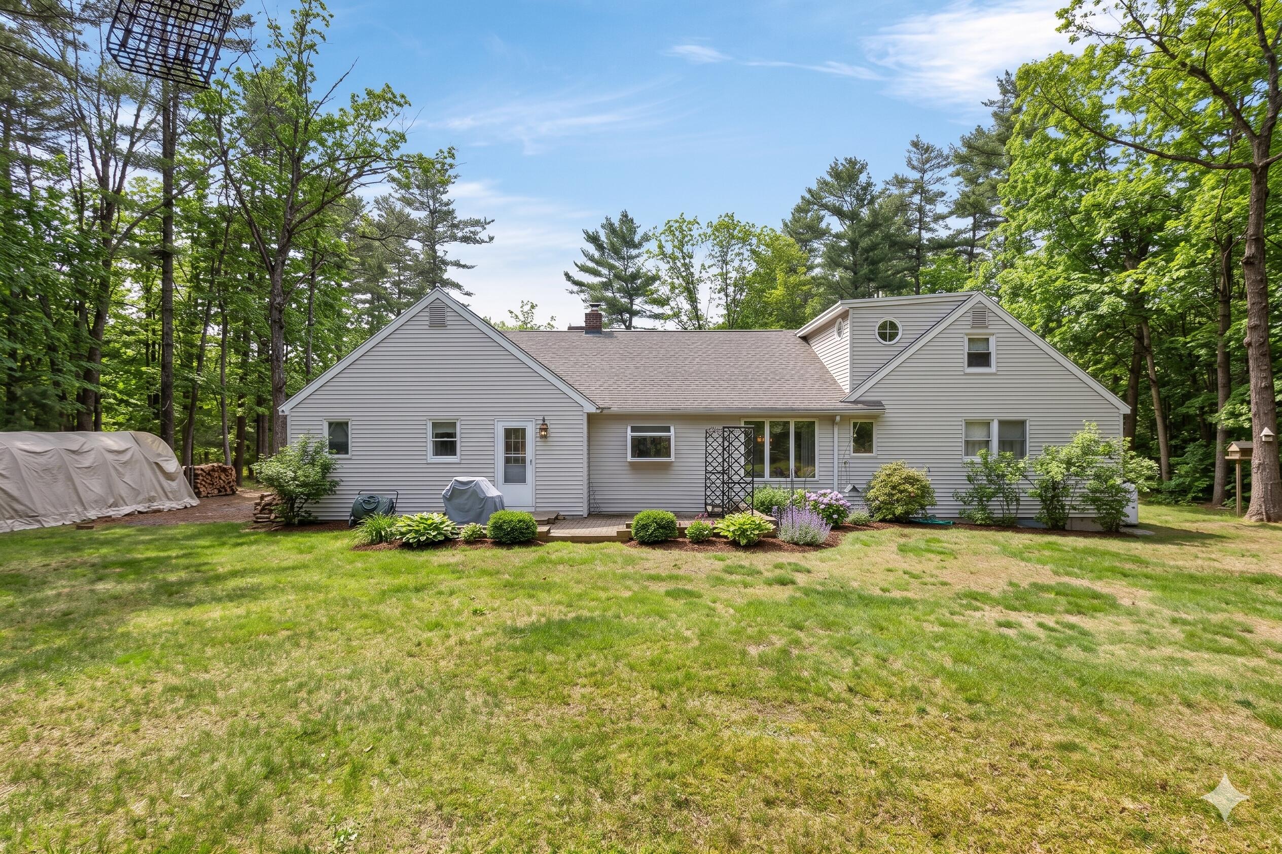 55 Pine Hill Cemetery Road